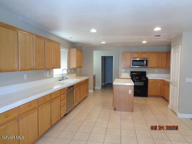2064 W Avenue K6 Property Photo 3