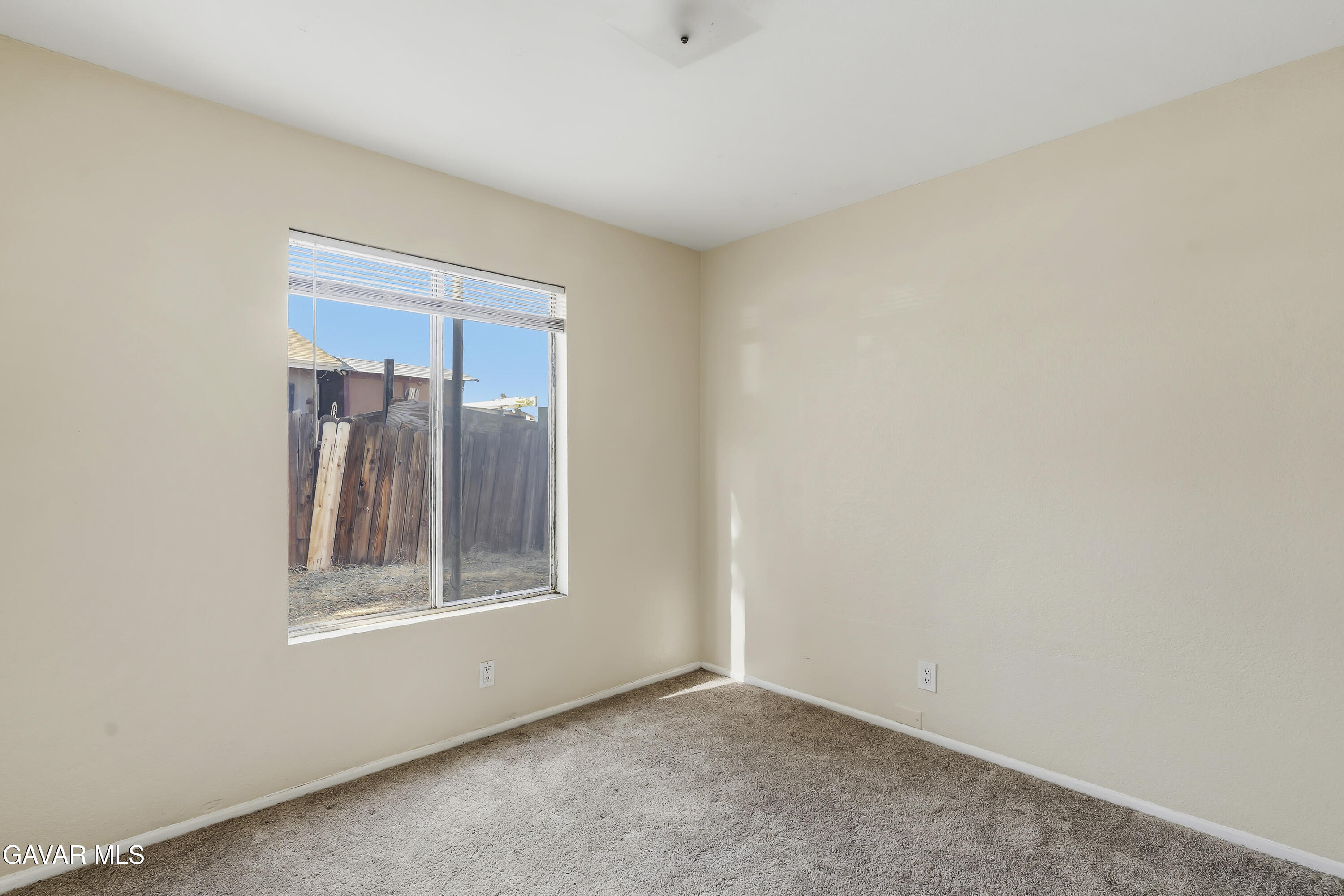 40015 E 172nd Street Property Photo 16