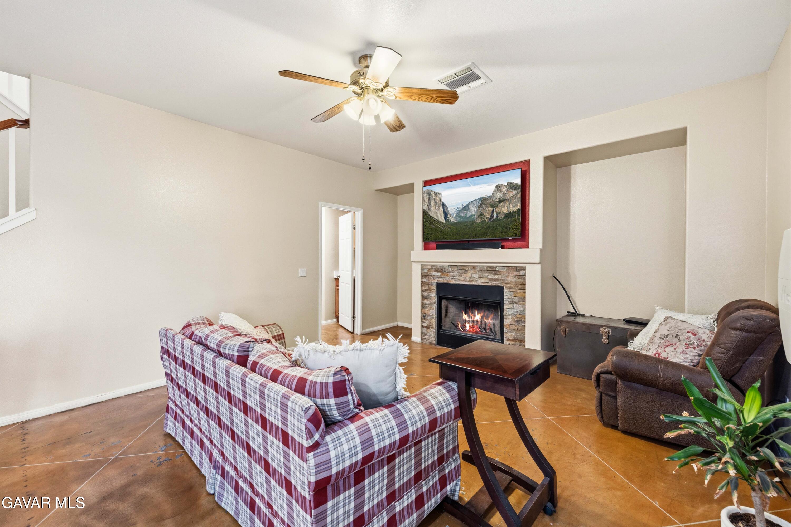 3107 E Avenue K2 Property Photo 16