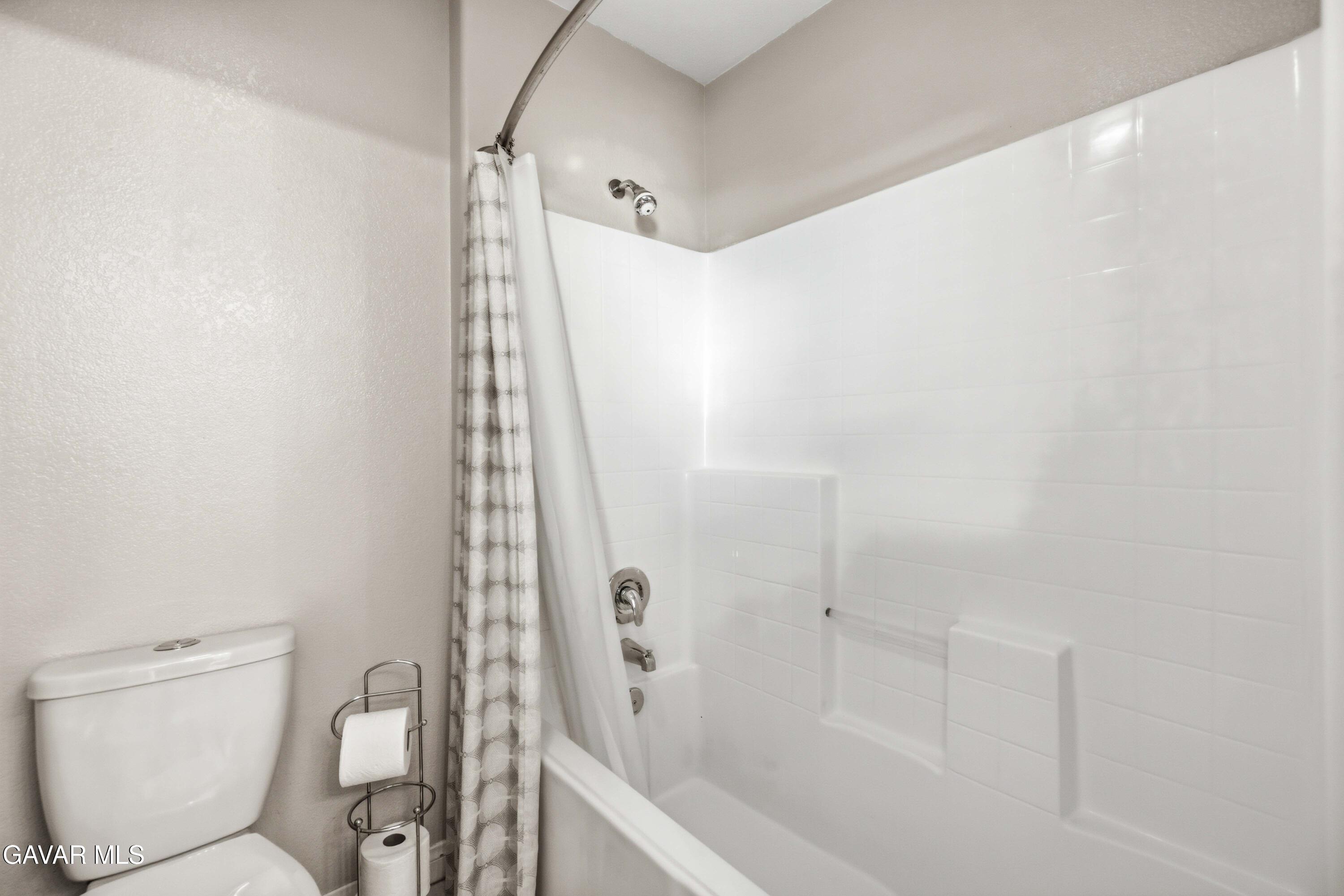 3107 E Avenue K2 Property Photo 29