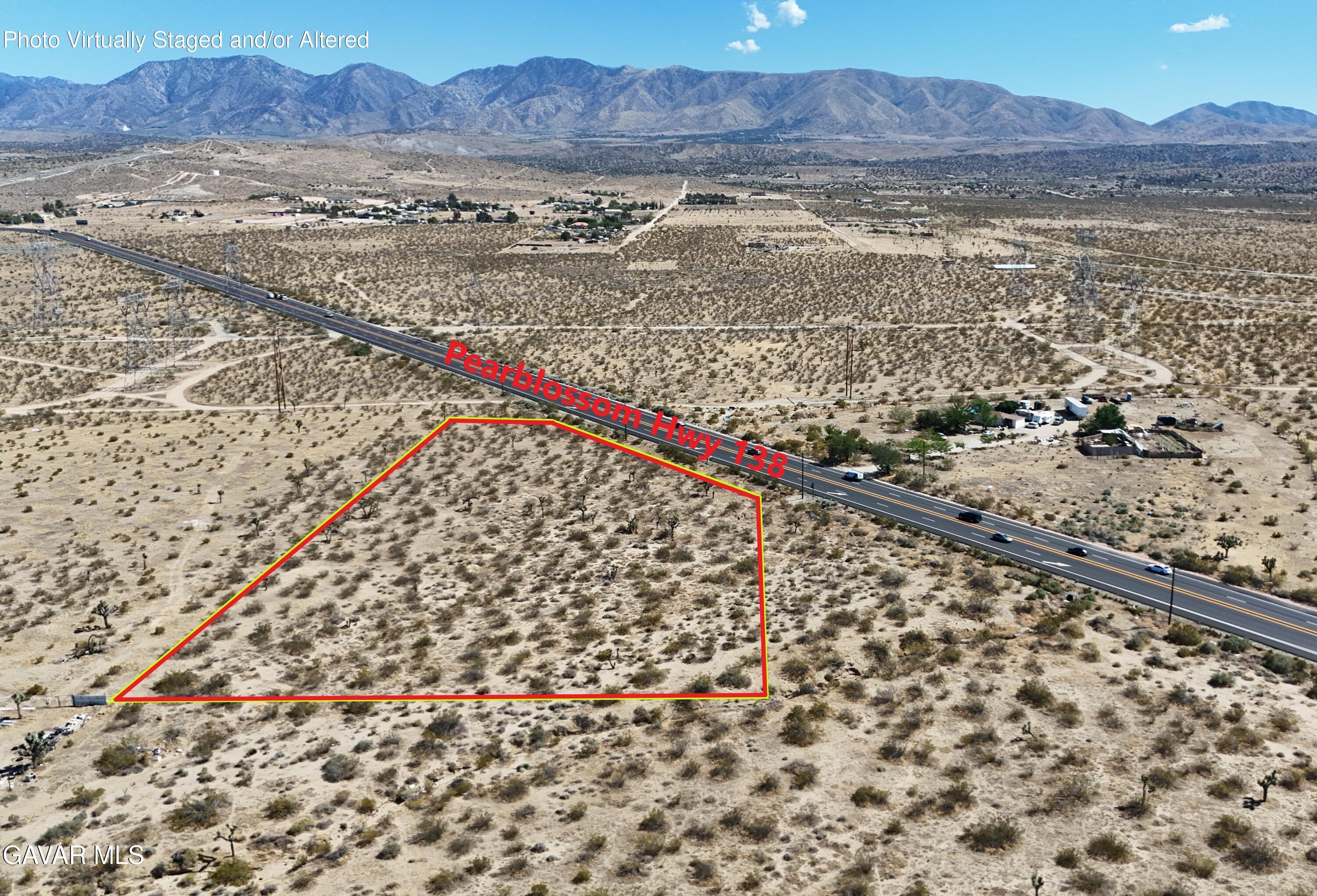 Pearblossom Highway Property Photo 3
