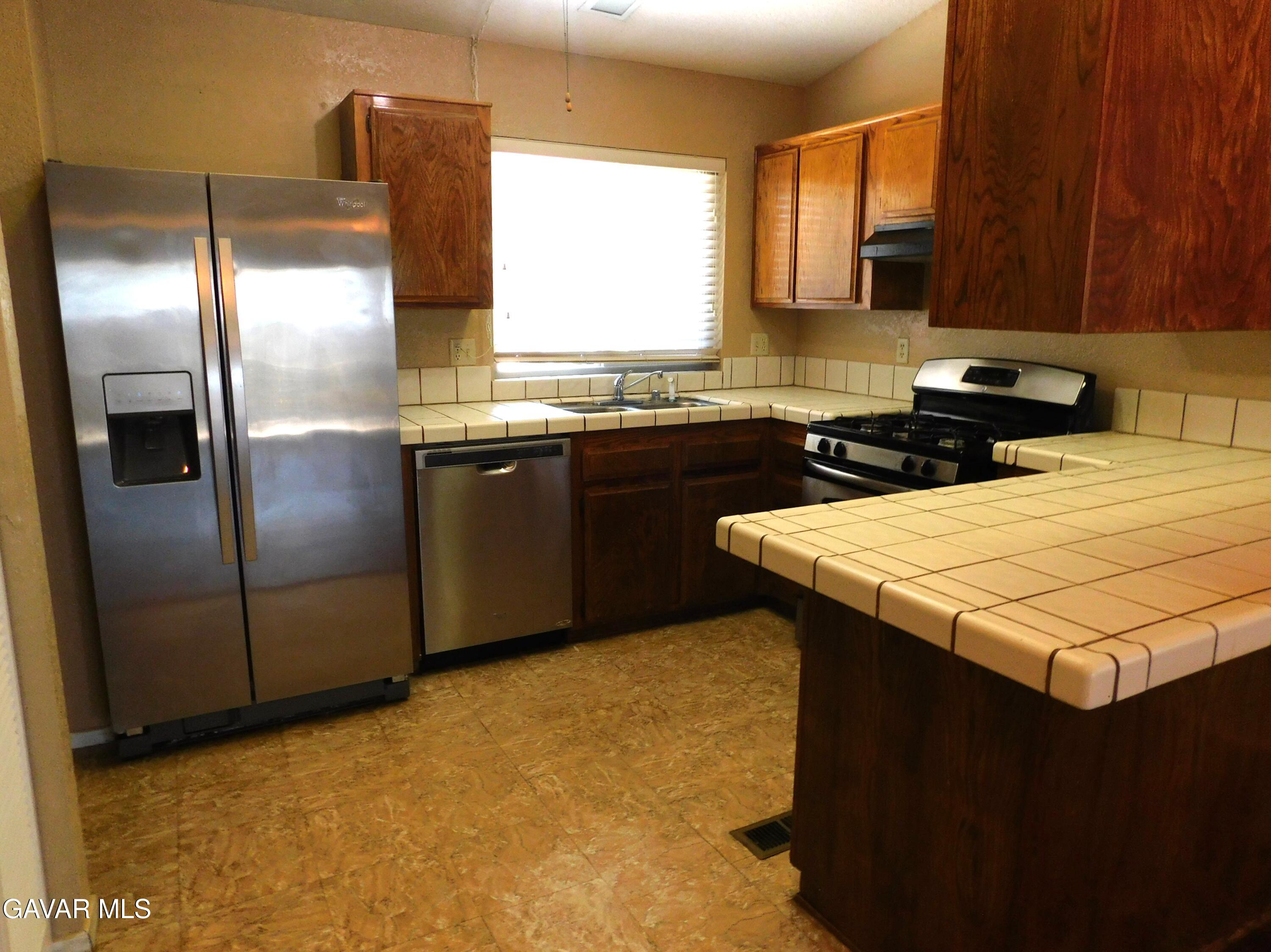 14306 Dover Drive Property Photo 6