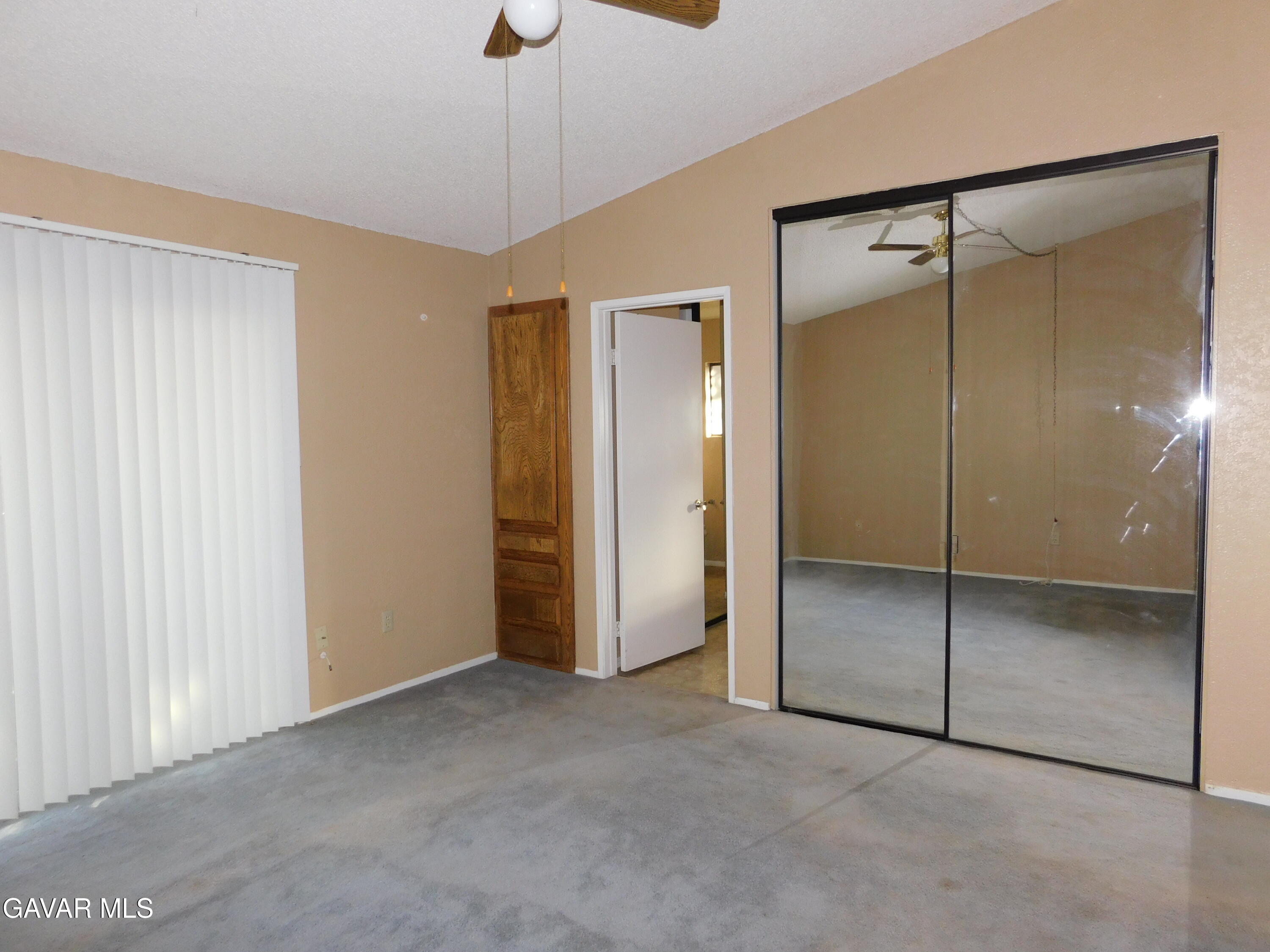 14306 Dover Drive Property Photo 9