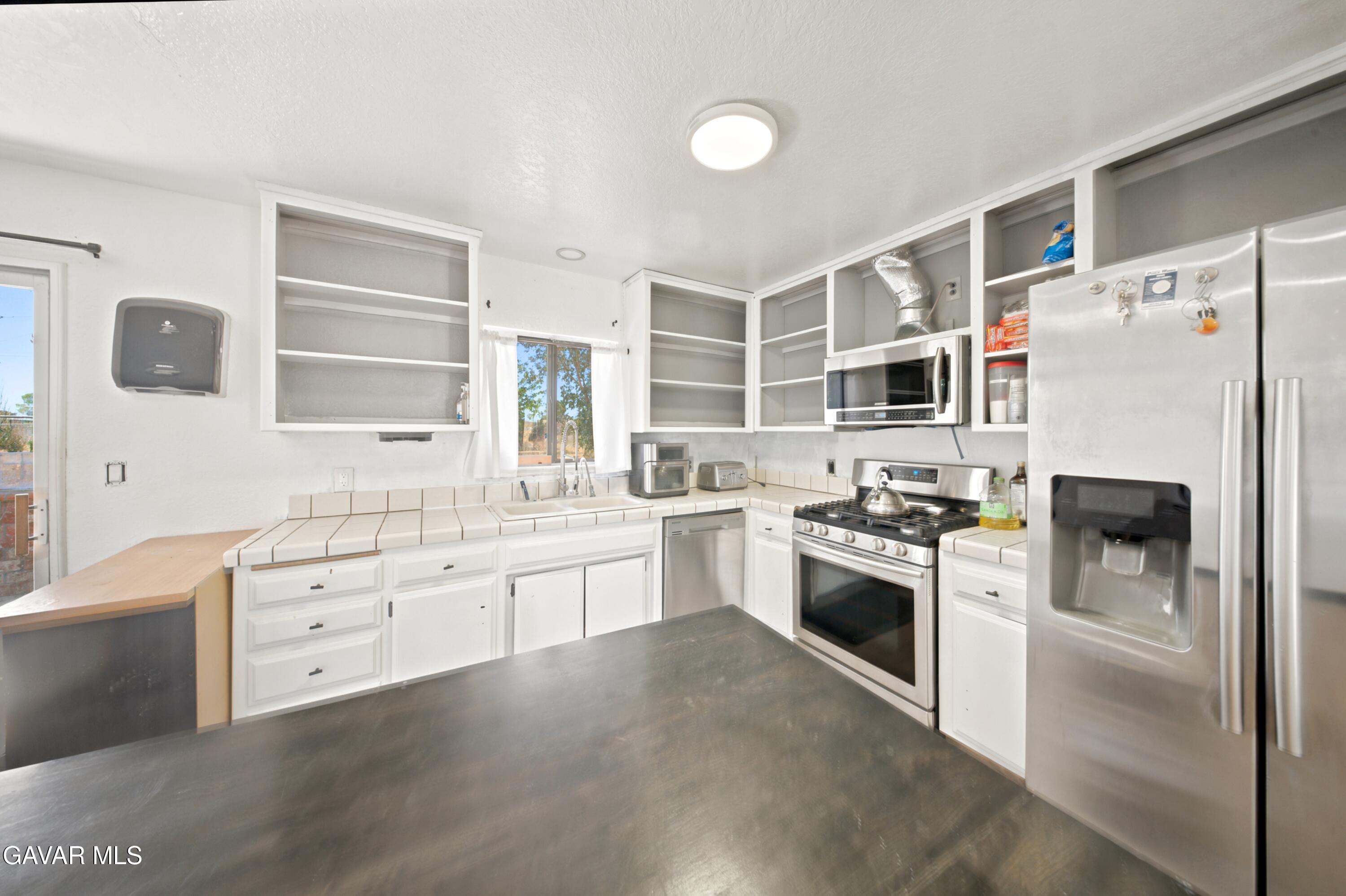 16768 Monterey Avenue Property Photo 8