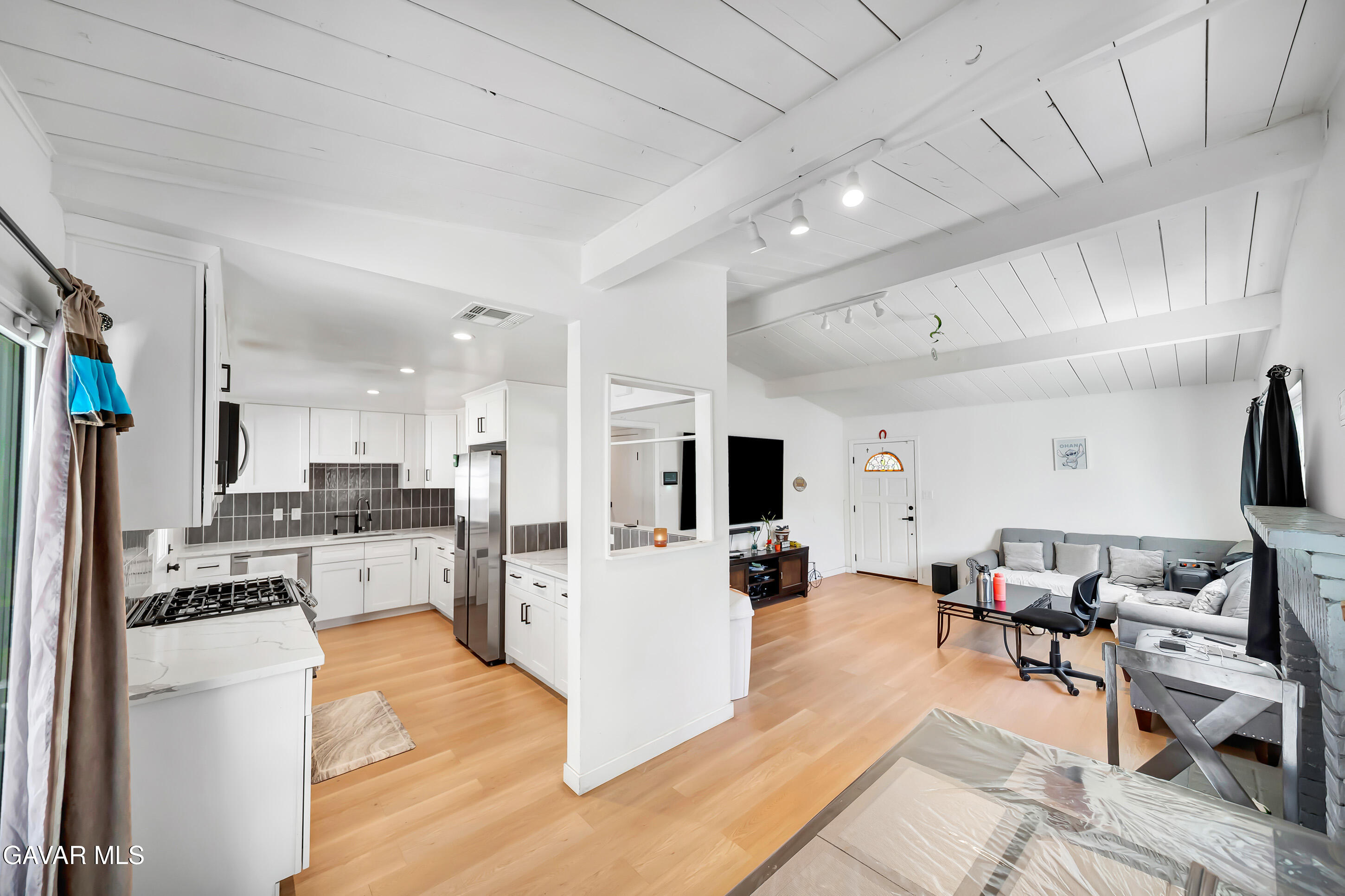38625 Sumac Avenue Property Photo 7