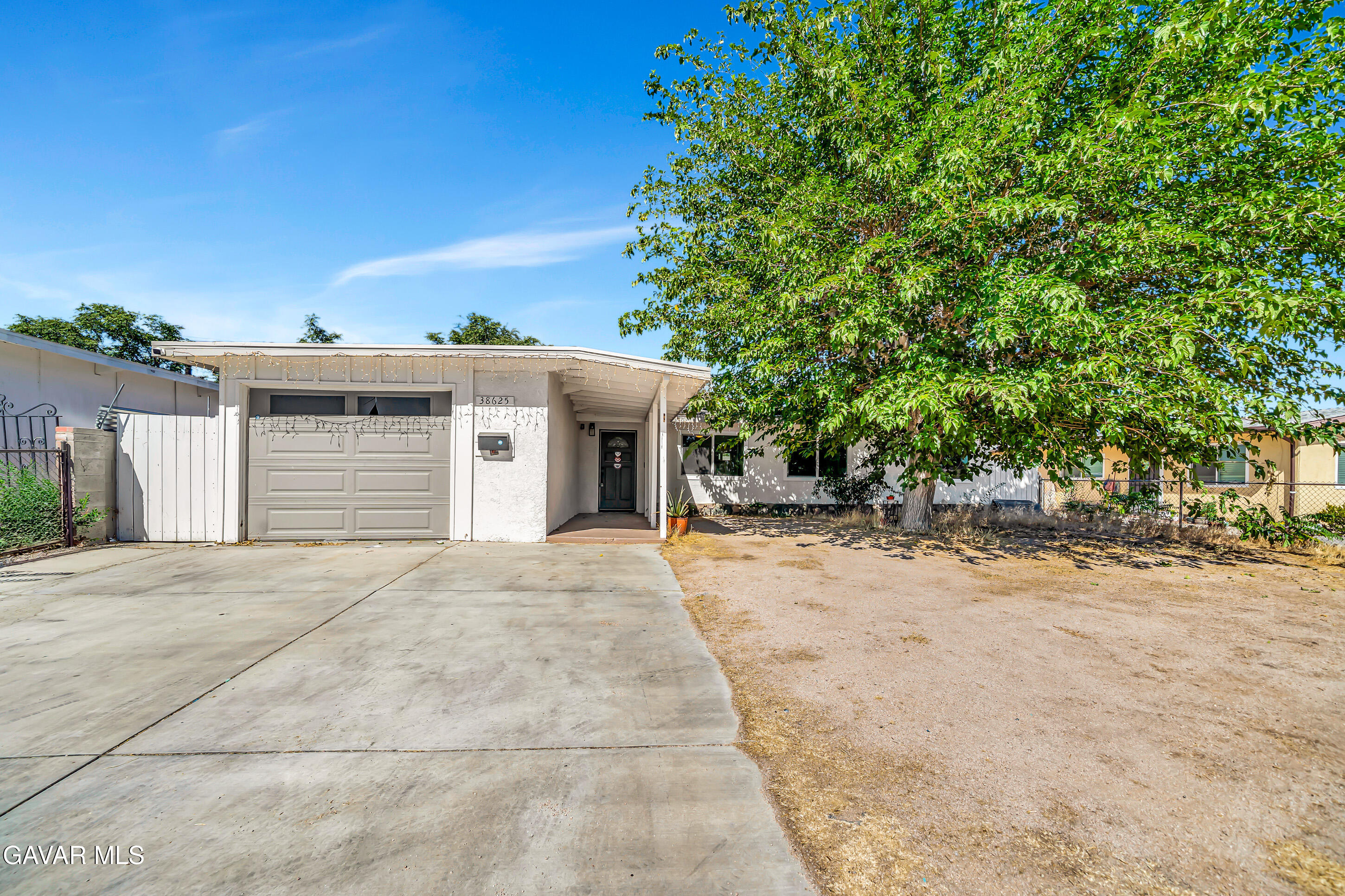 38625 Sumac Avenue Property Photo 28