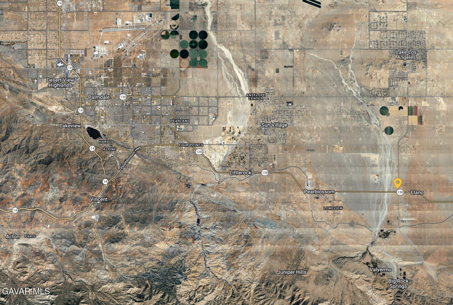 16500 Pearblossom Highway Property Photo 4