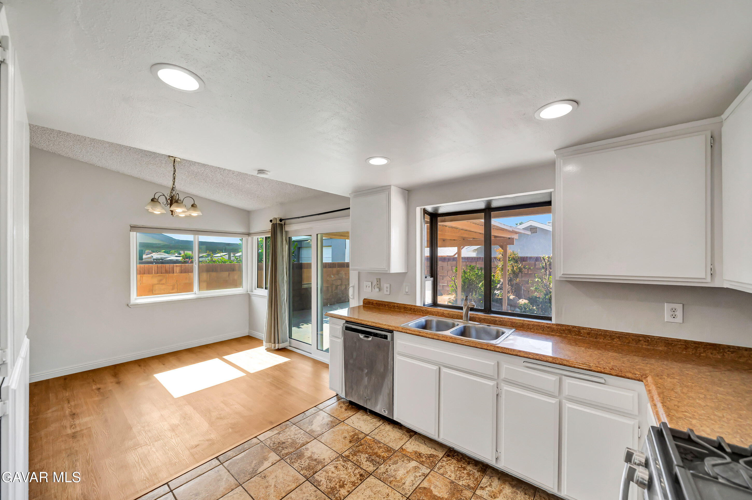 2101 Dallin Street Property Photo 18