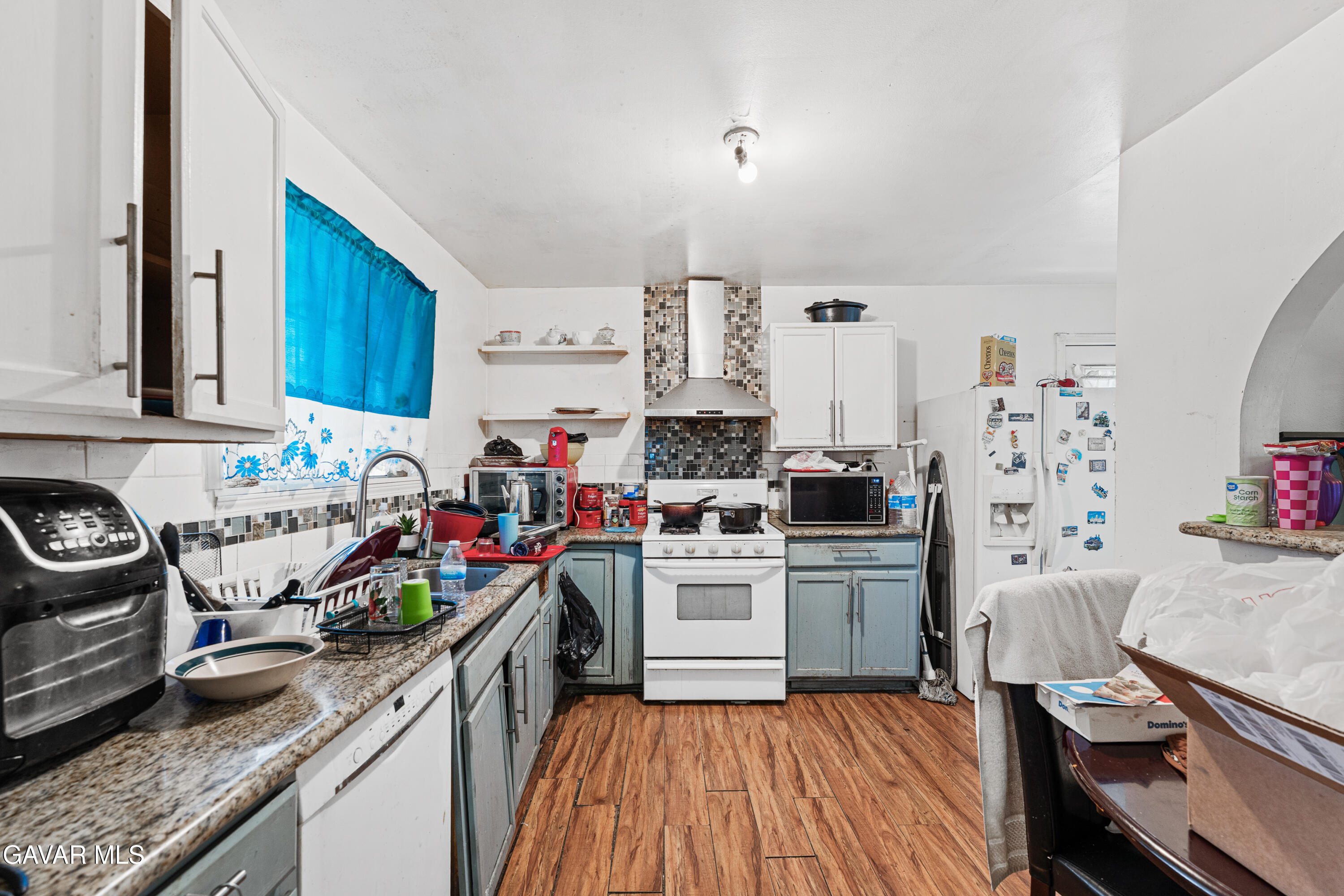 814 W Avenue H7 Property Photo 8