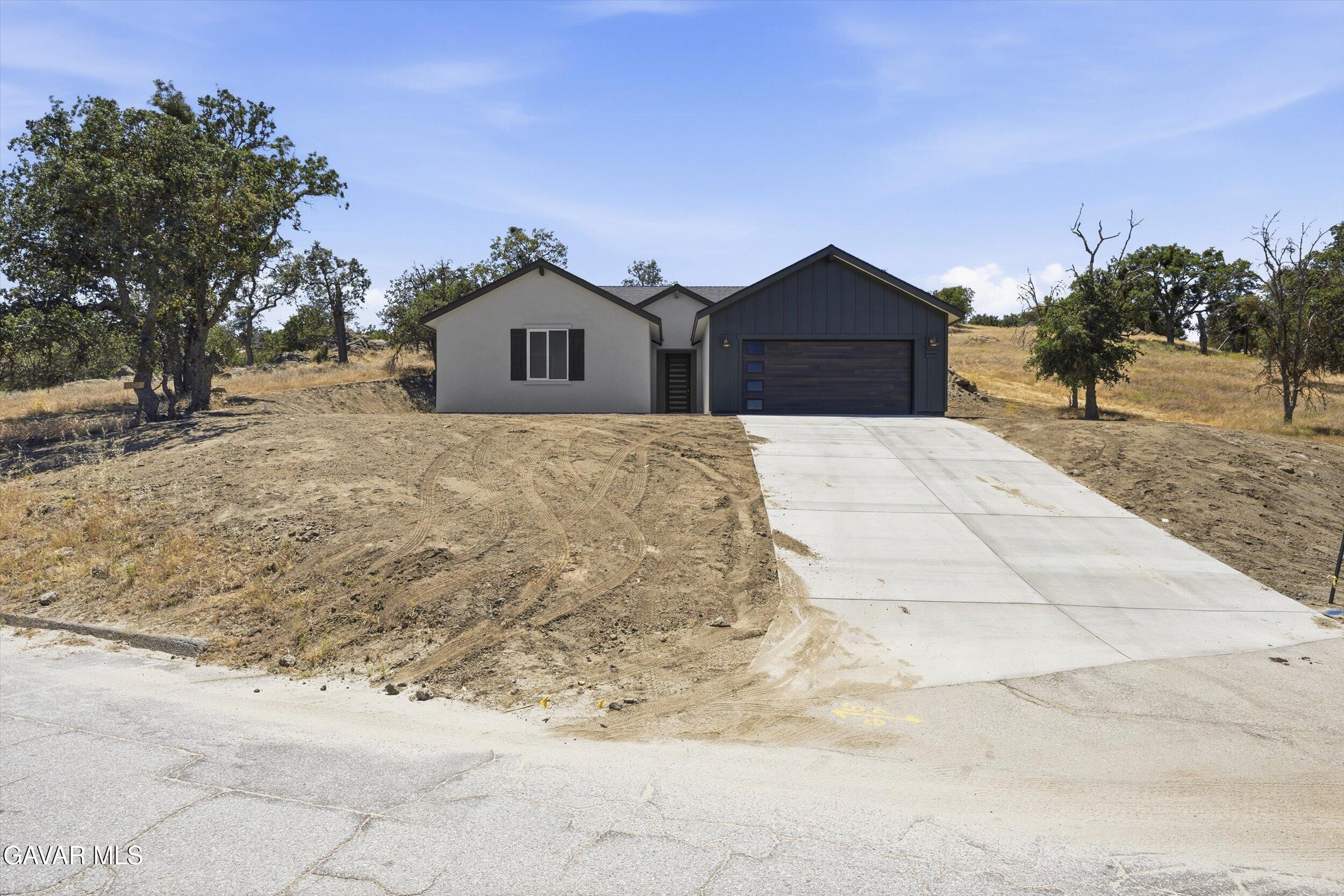 29650 Stallion Springs Drive Property Photo 8