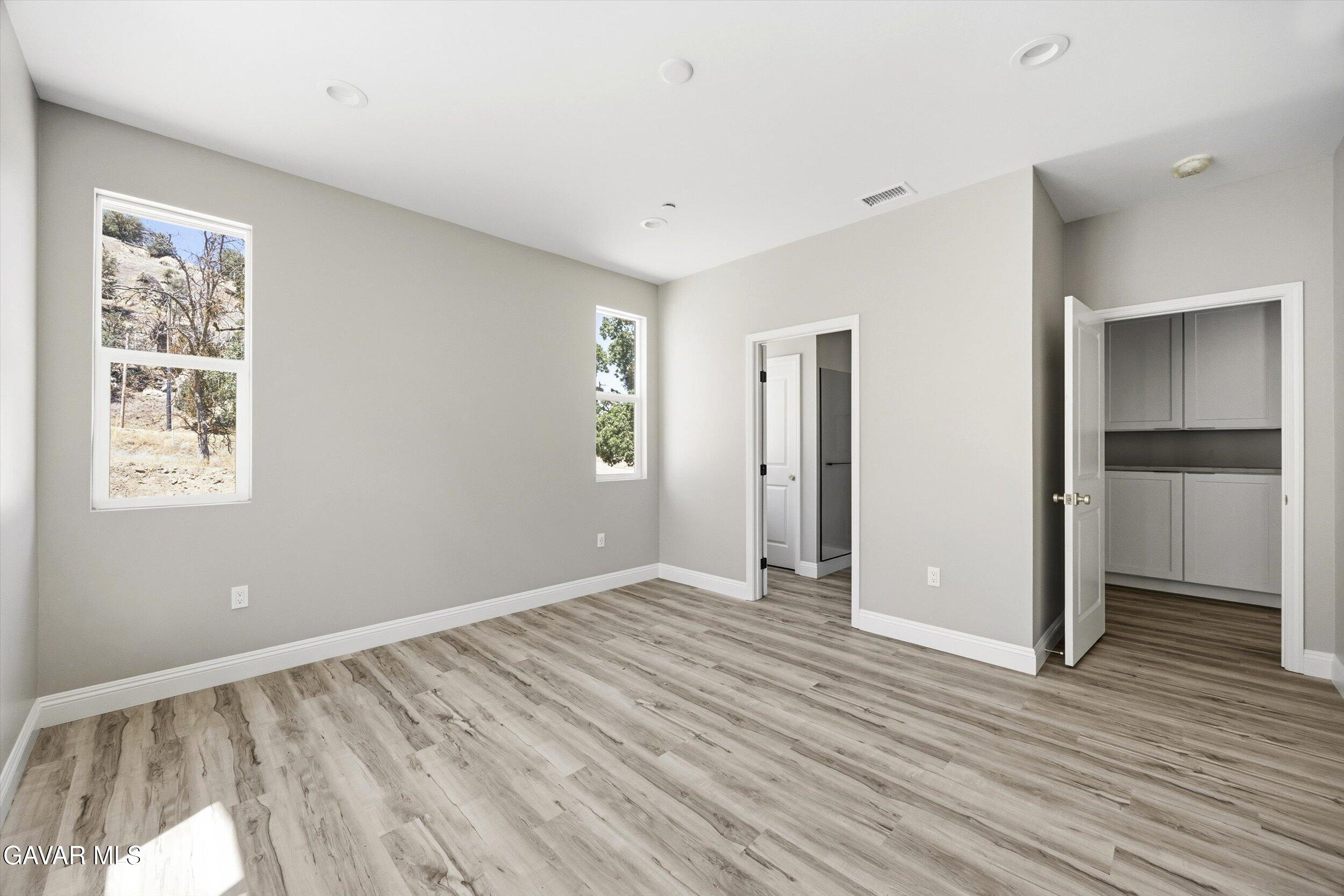 29650 Stallion Springs Drive Property Photo 24