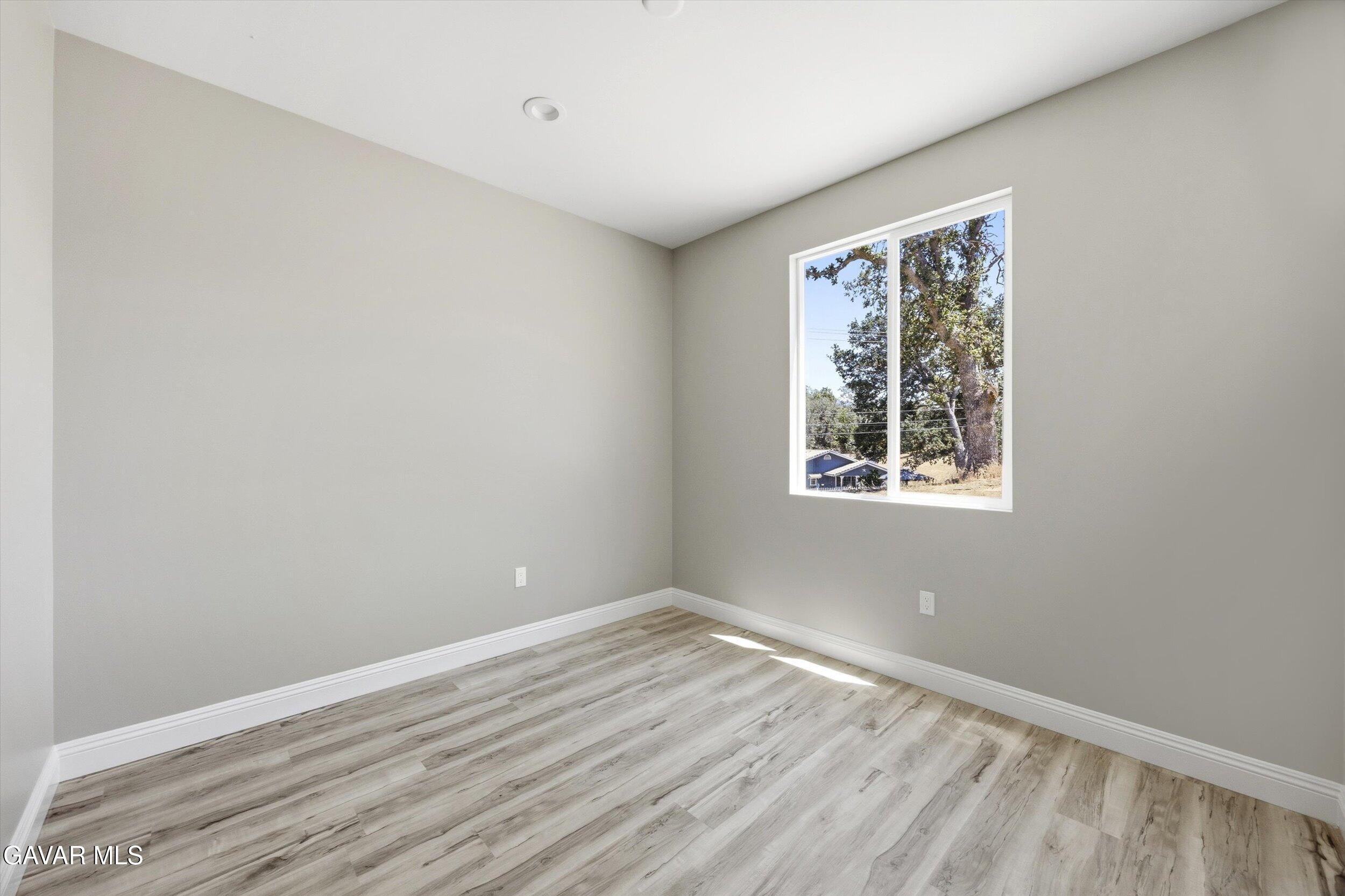 29650 Stallion Springs Drive Property Photo 32