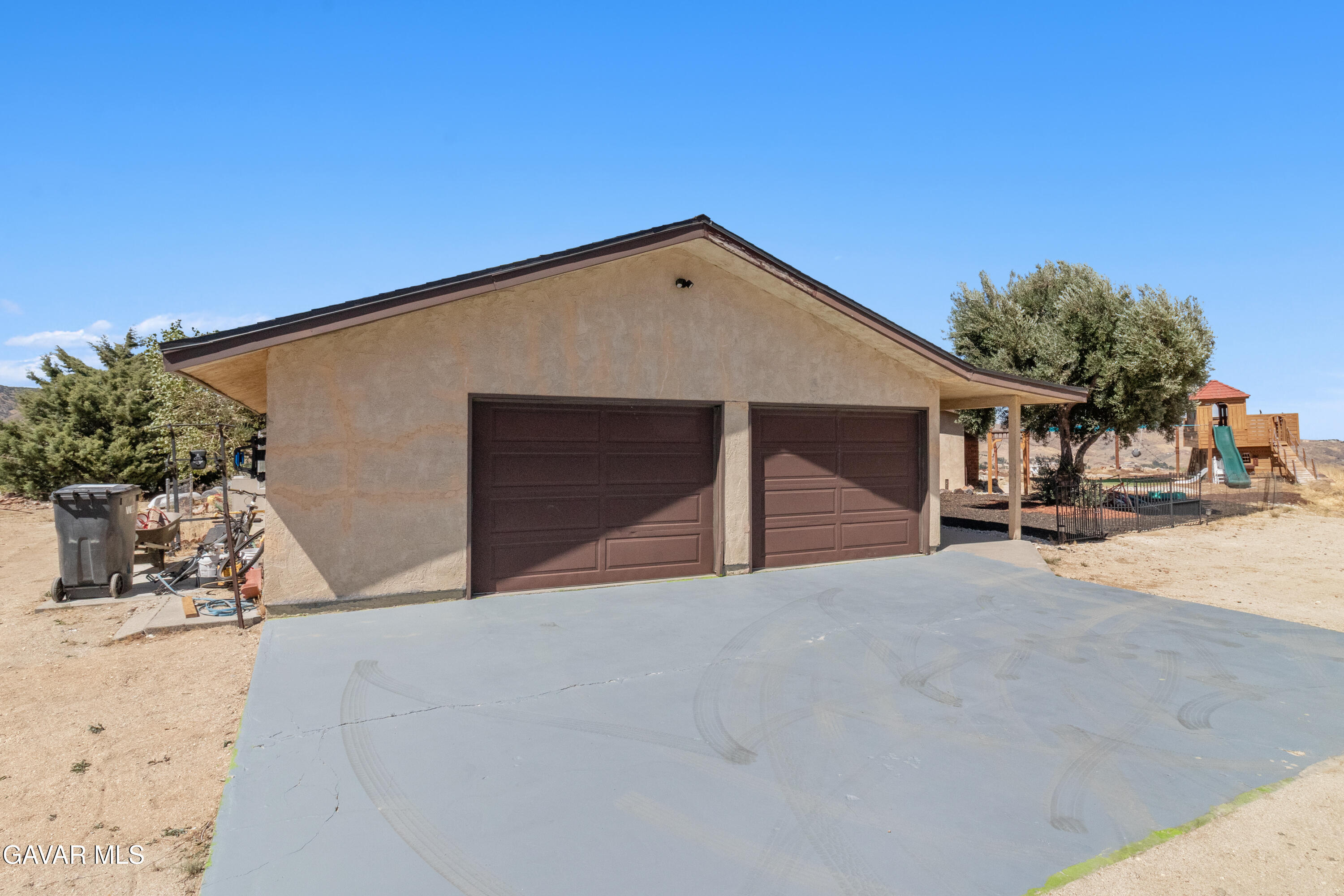 8734 Vientos Drive Property Photo 1