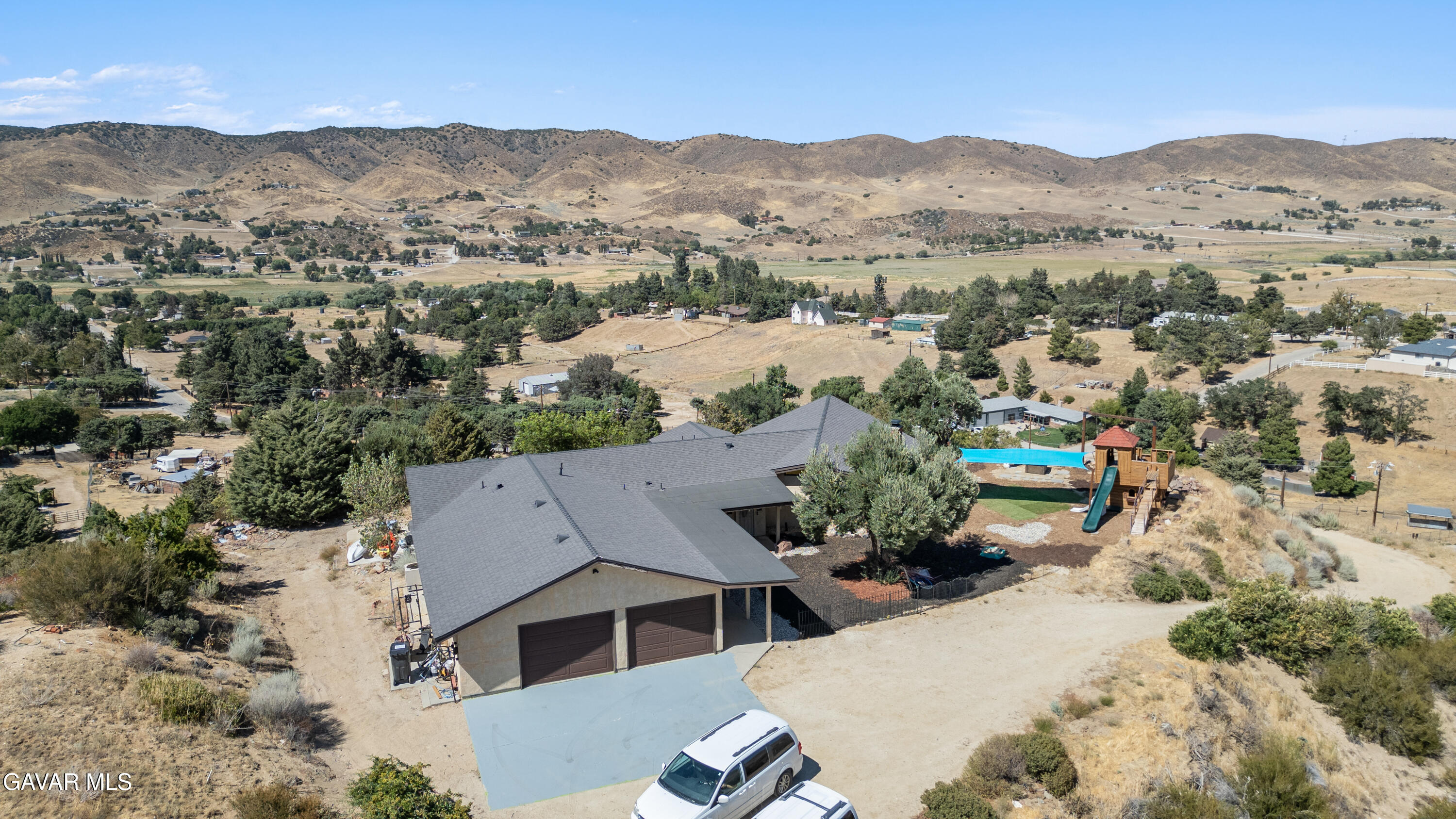 8734 Vientos Drive Property Photo 7