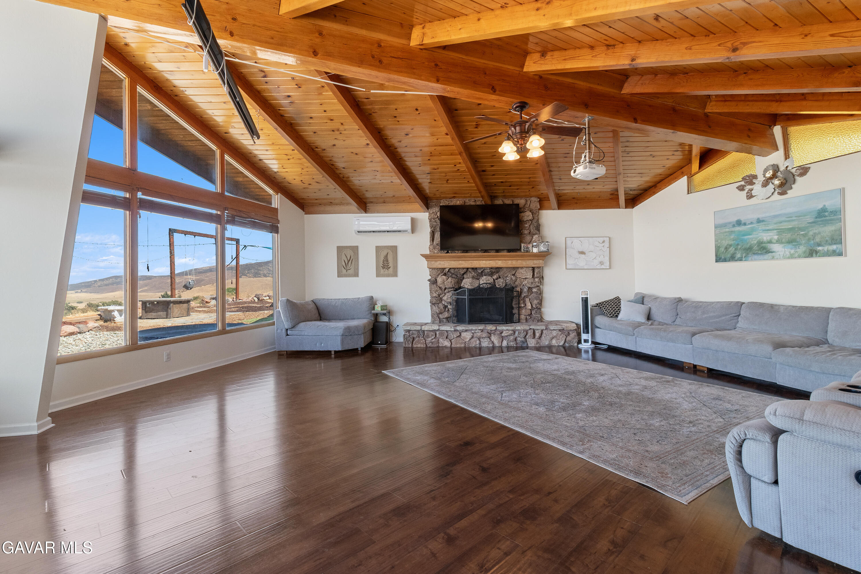 8734 Vientos Drive Property Photo 12