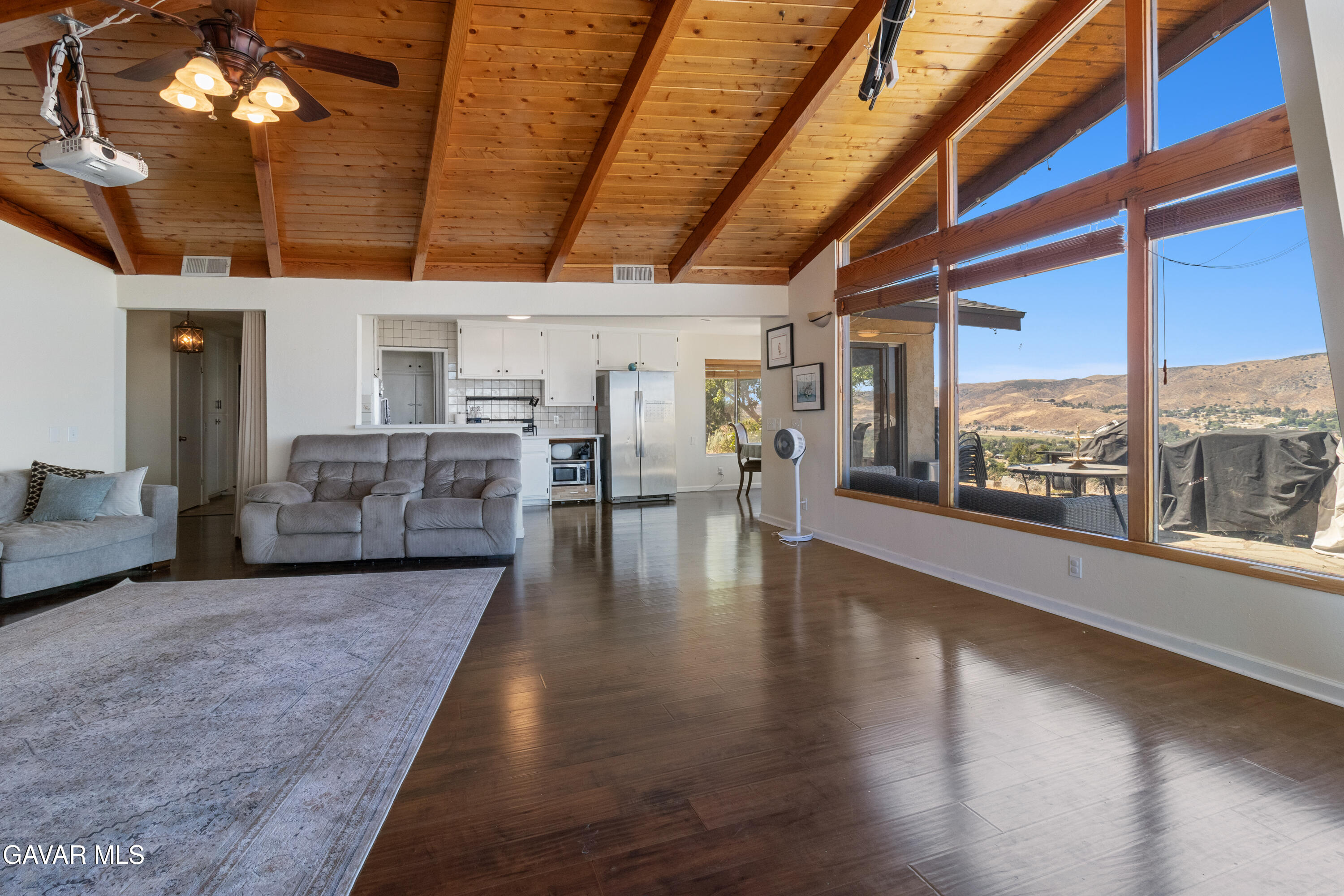 8734 Vientos Drive Property Photo 16