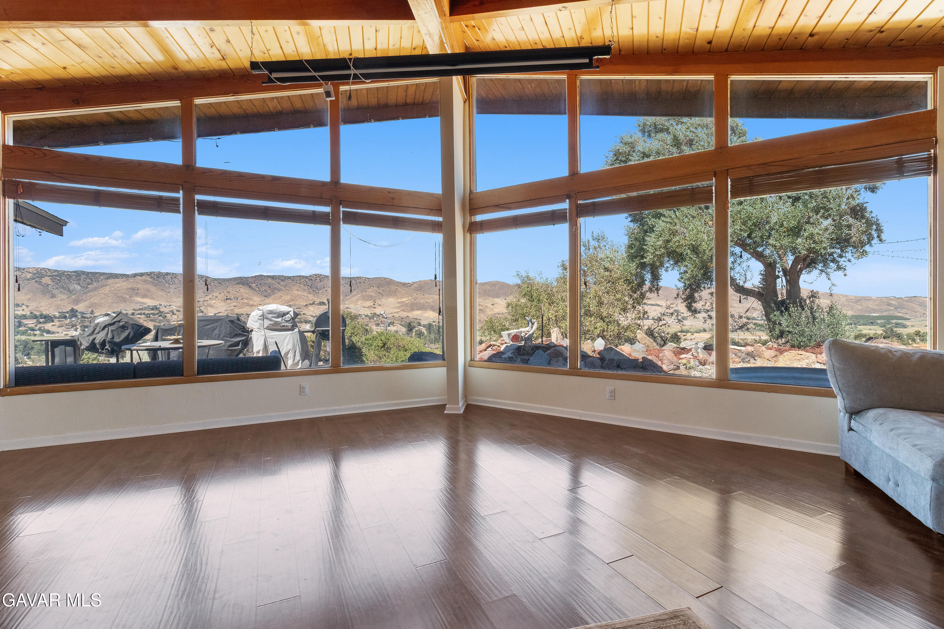 8734 Vientos Drive Property Photo 17