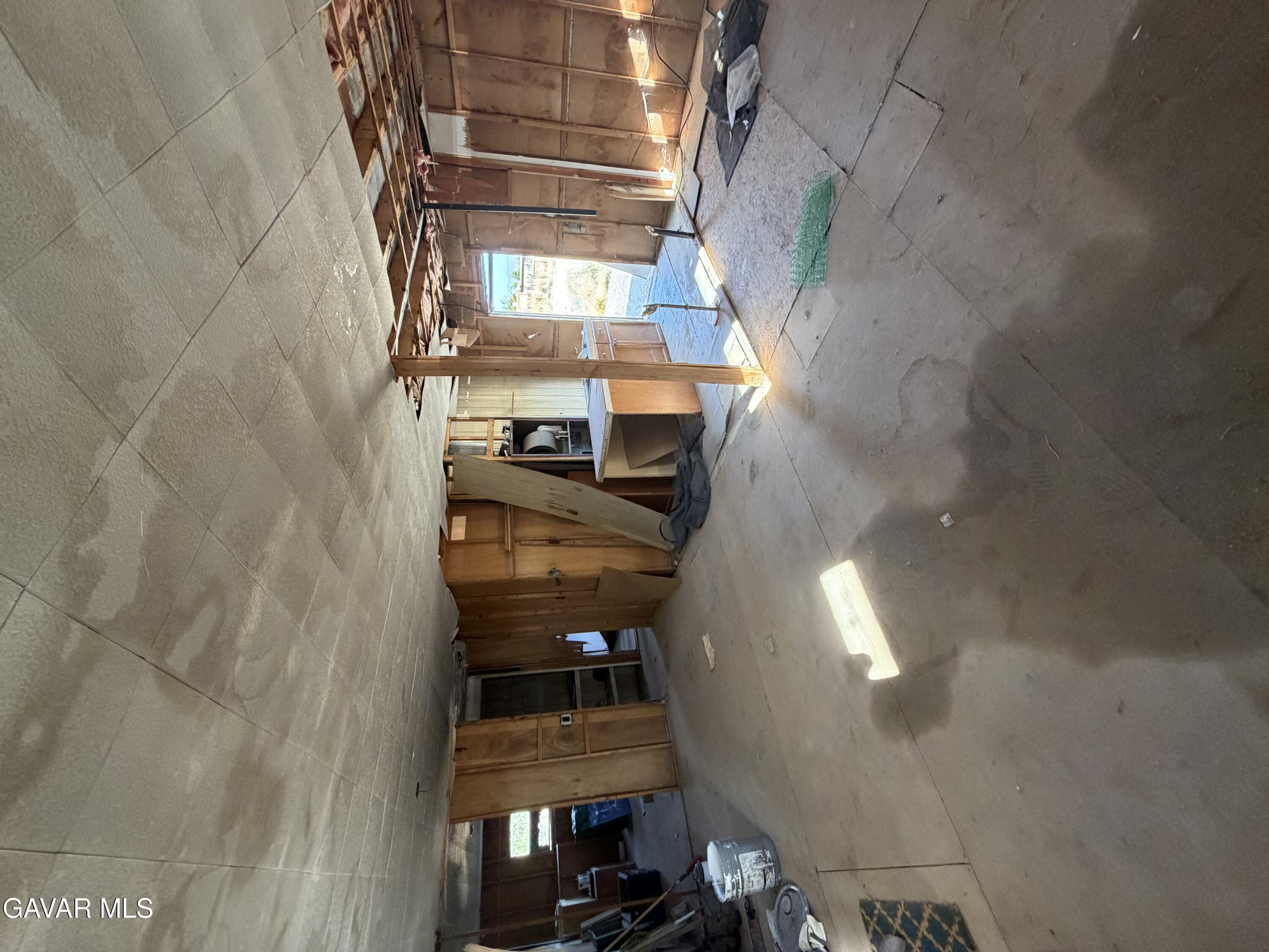 220 220 Desert Breeze Drive, 0 Property Photo 7