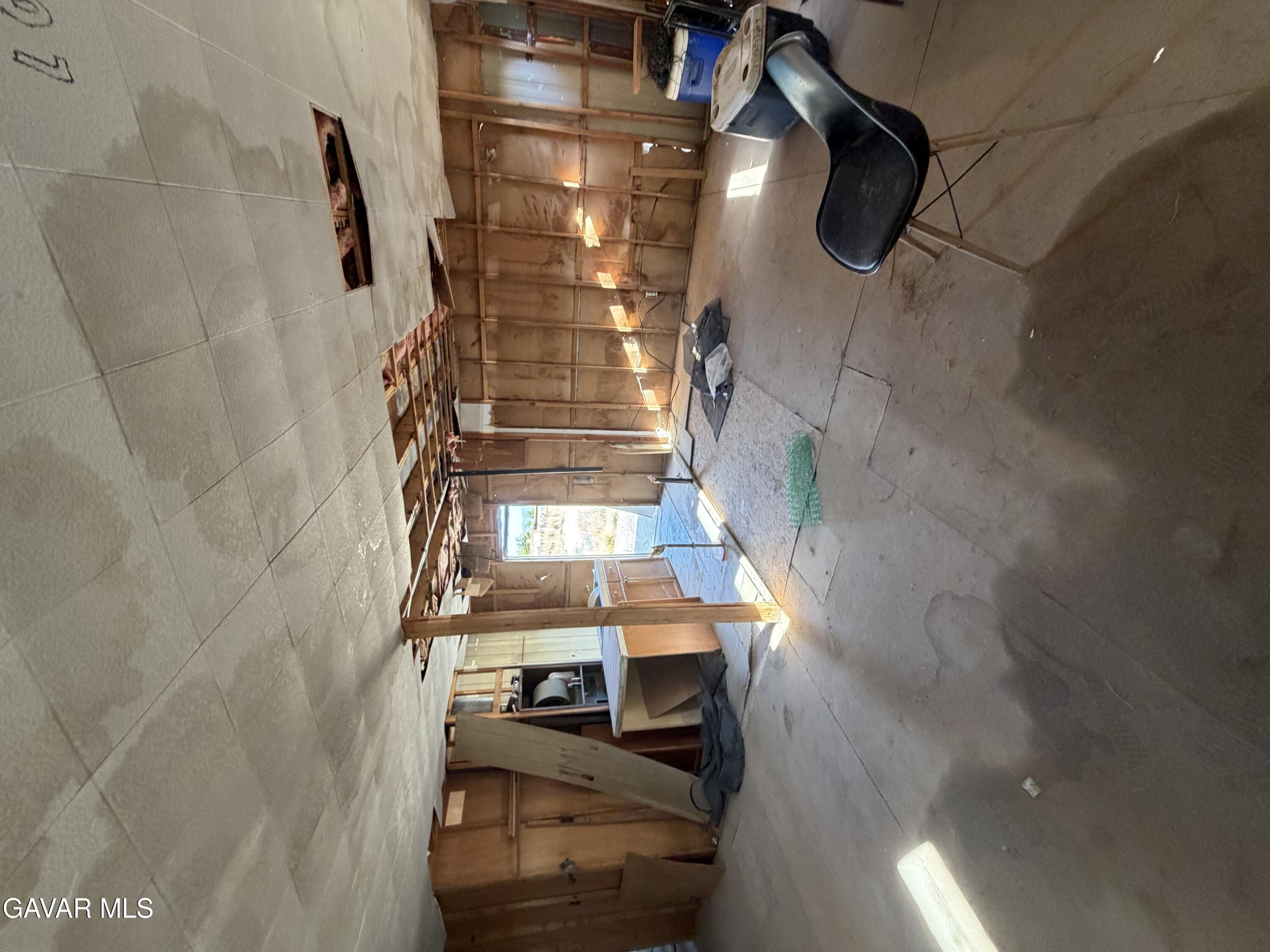 220 220 Desert Breeze Drive, 0 Property Photo 10