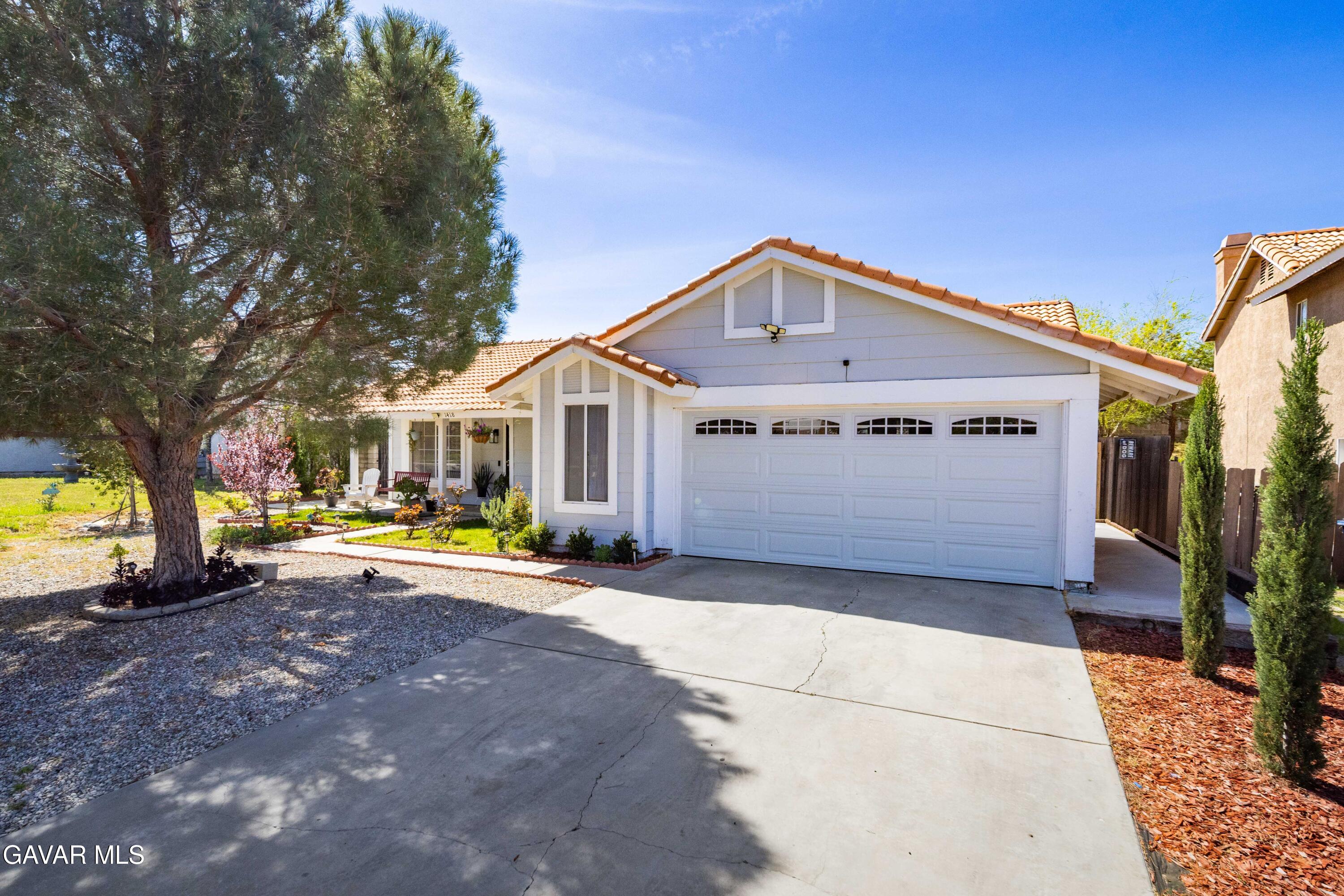 1418 Springline Drive Property Photo 1