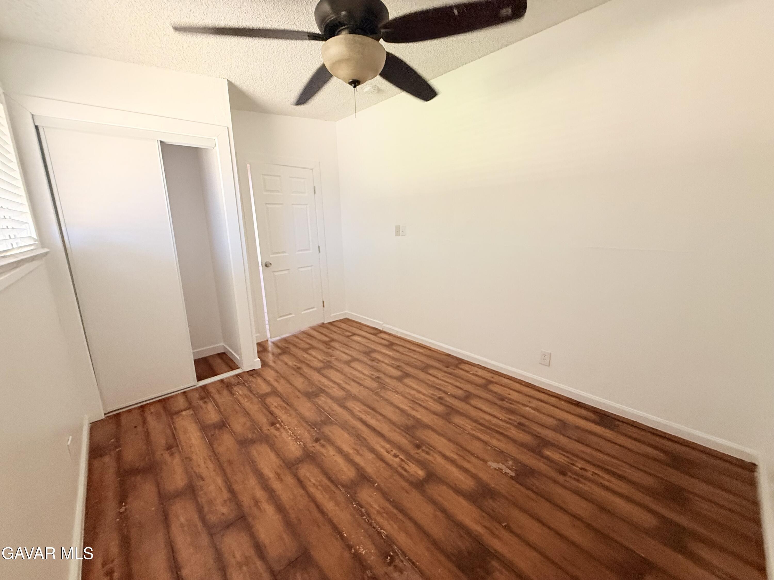 45503 Genoa Avenue Property Photo 5
