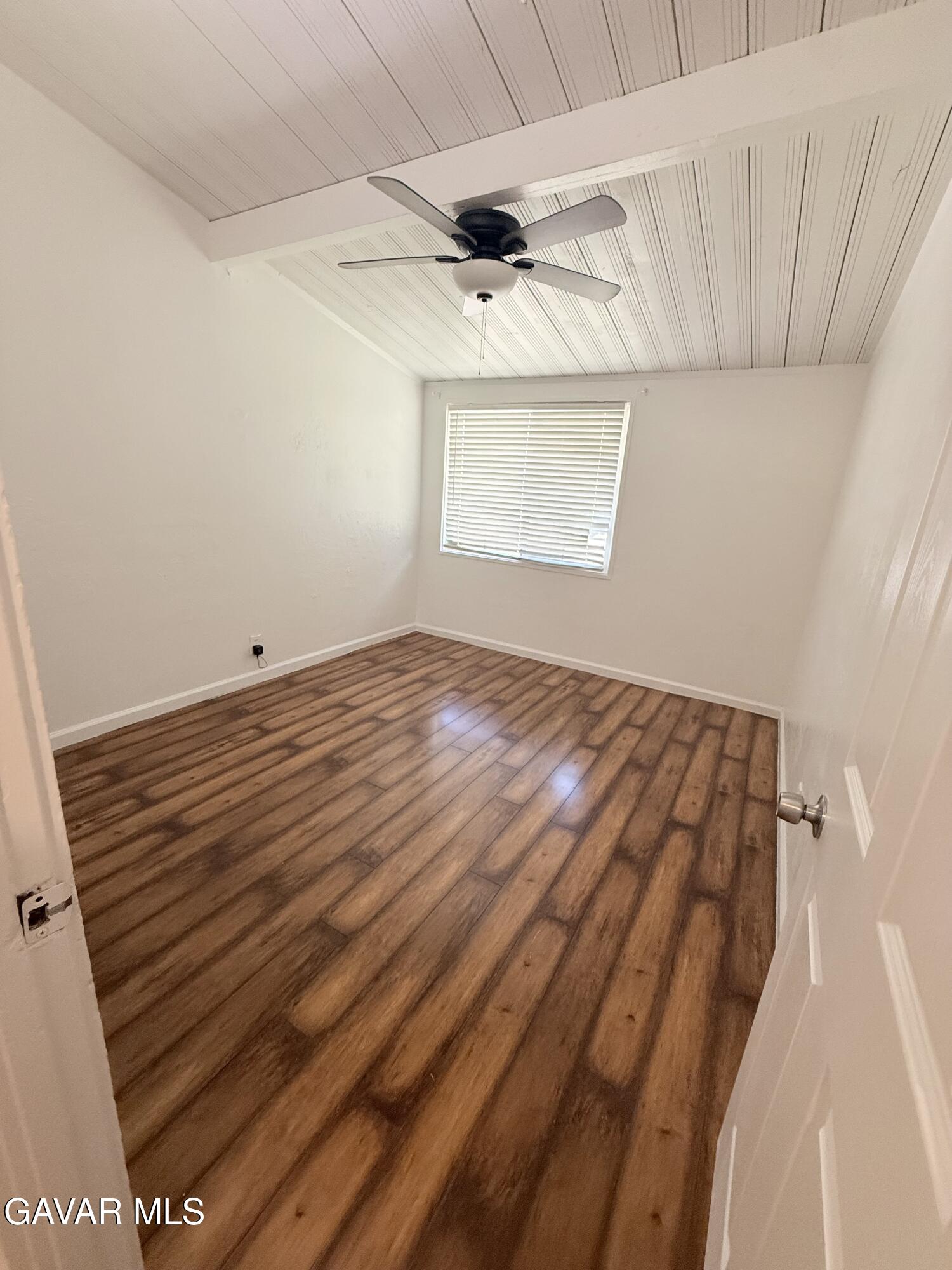 45503 Genoa Avenue Property Photo 12