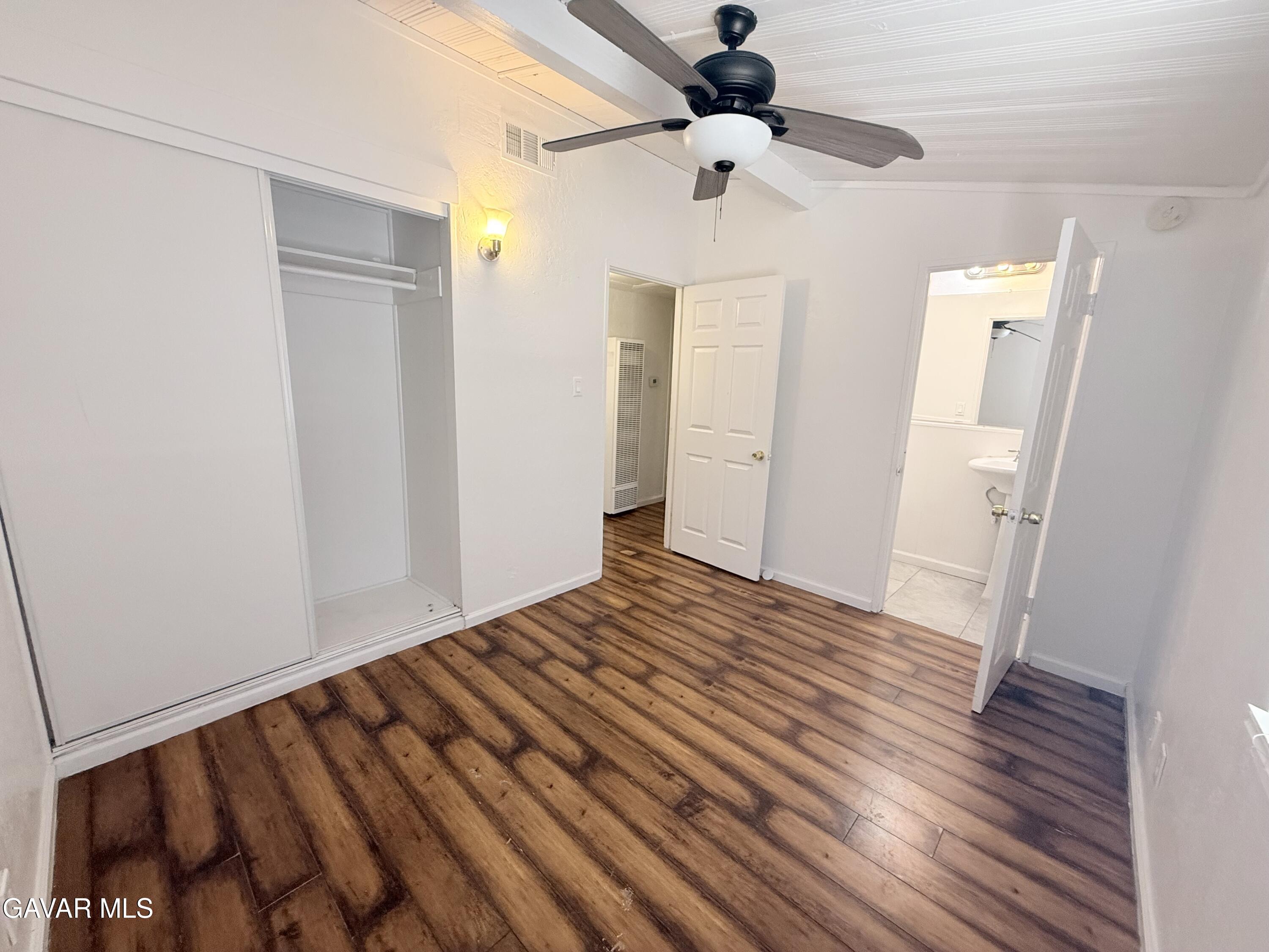 45503 Genoa Avenue Property Photo 13