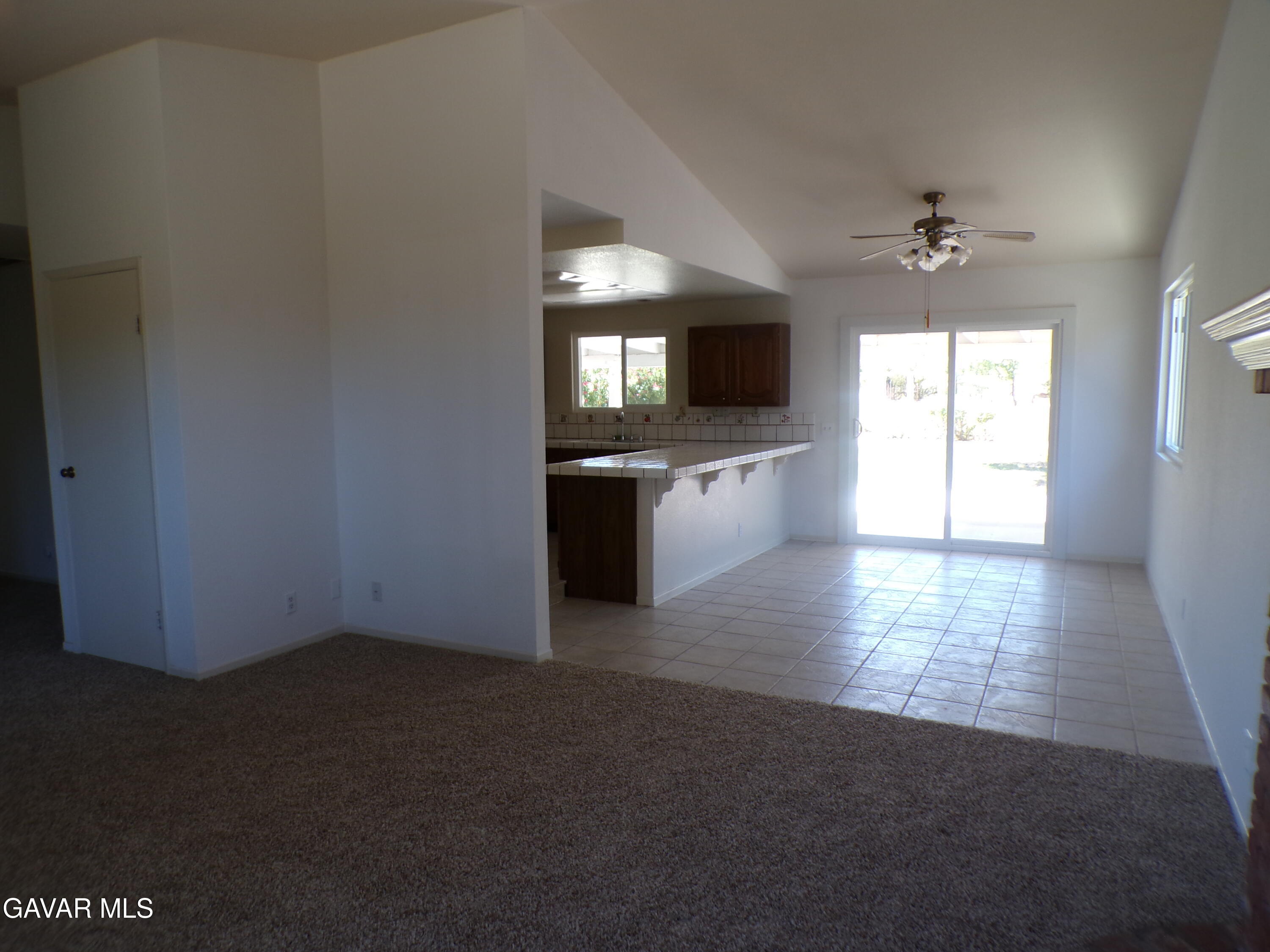 5102 W Avenue L10 Property Photo 7