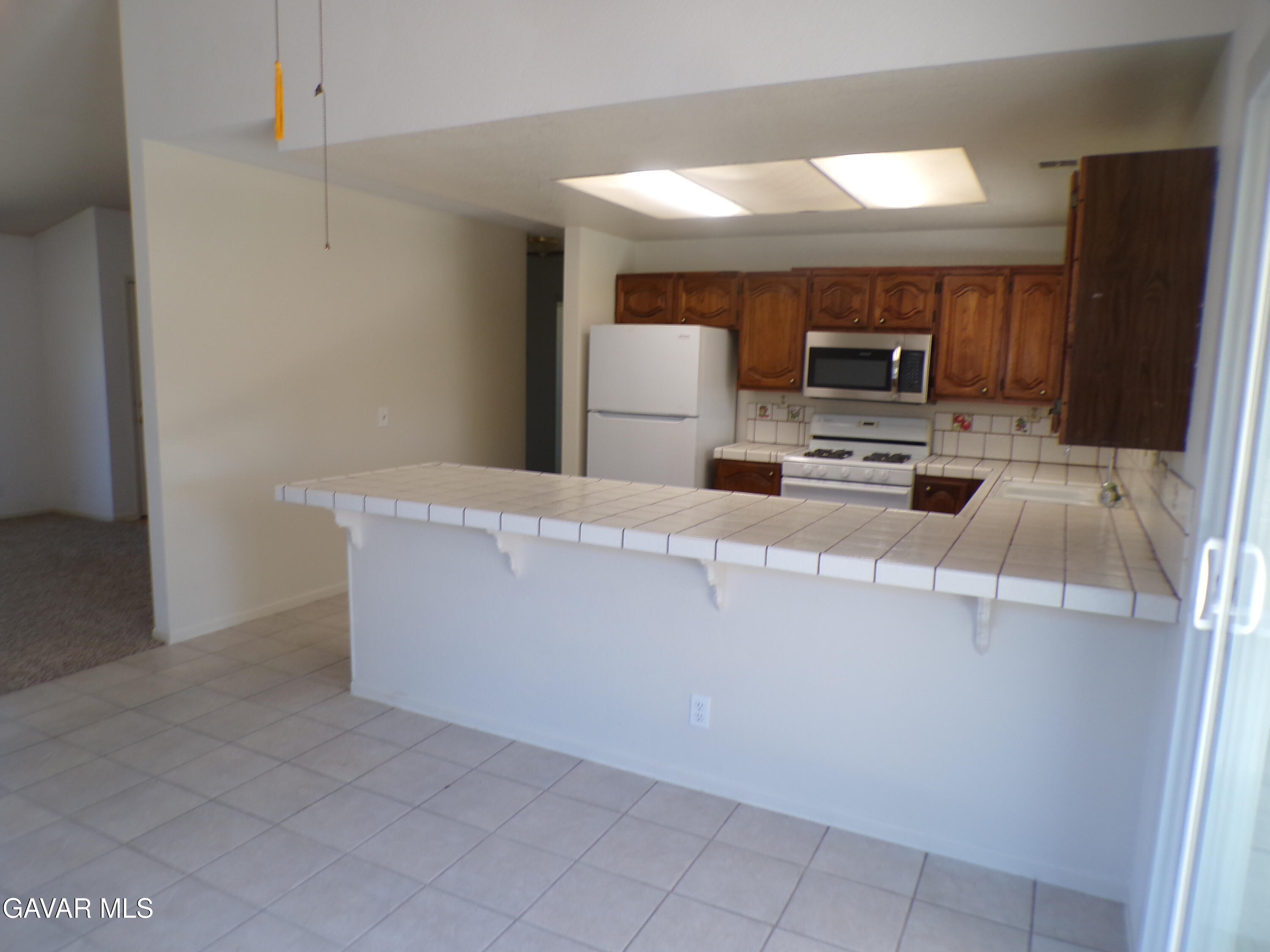 5102 W Avenue L10 Property Photo 11