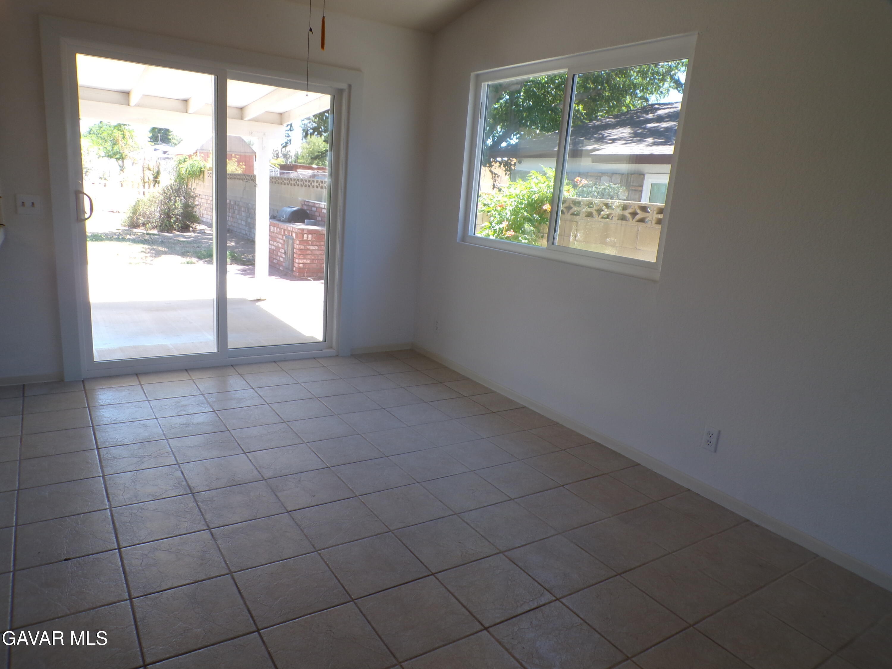 5102 W Avenue L10 Property Photo 15