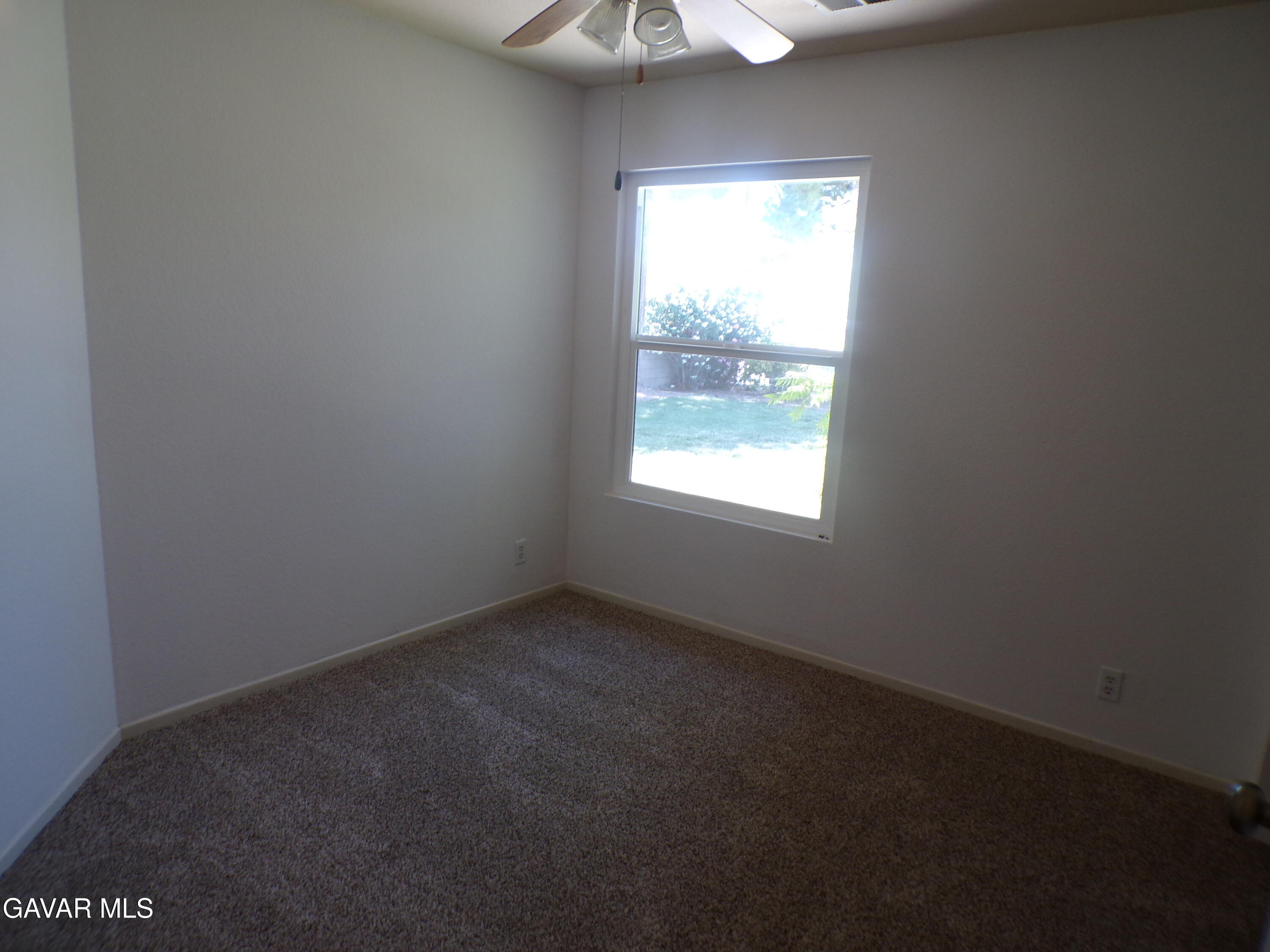 5102 W Avenue L10 Property Photo 16