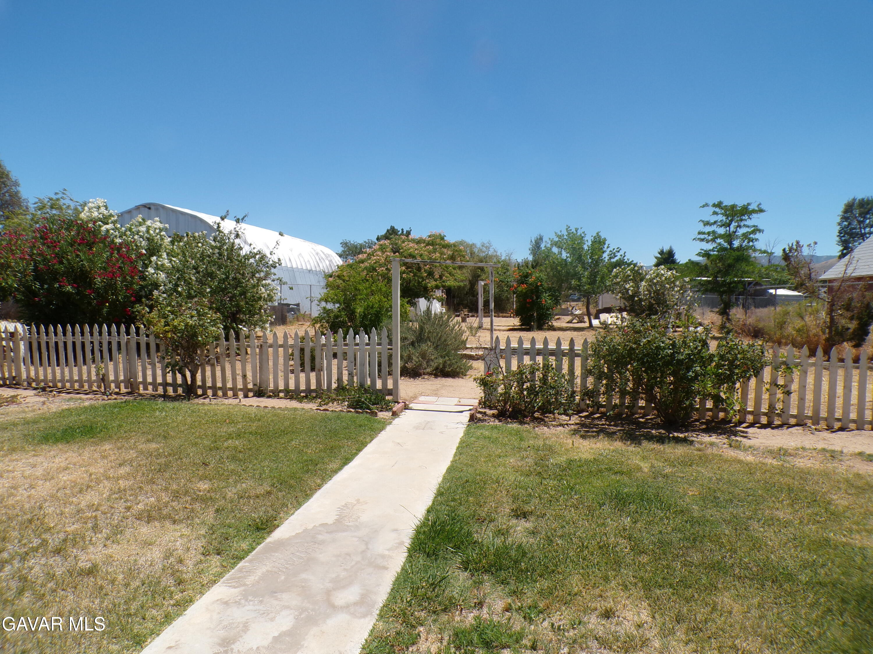 5102 W Avenue L10 Property Photo 29