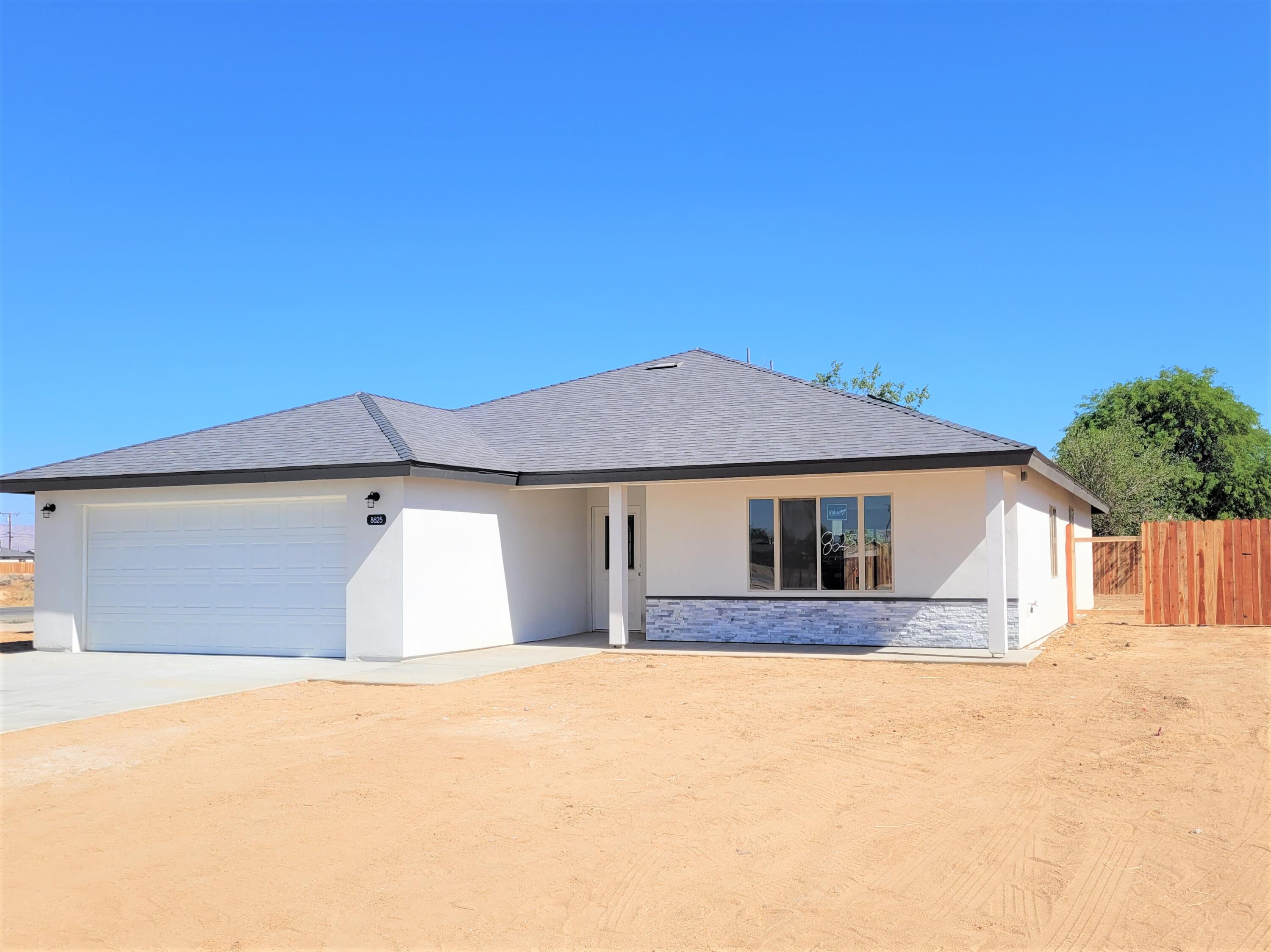 8625 Bay Avenue Property Photo 3