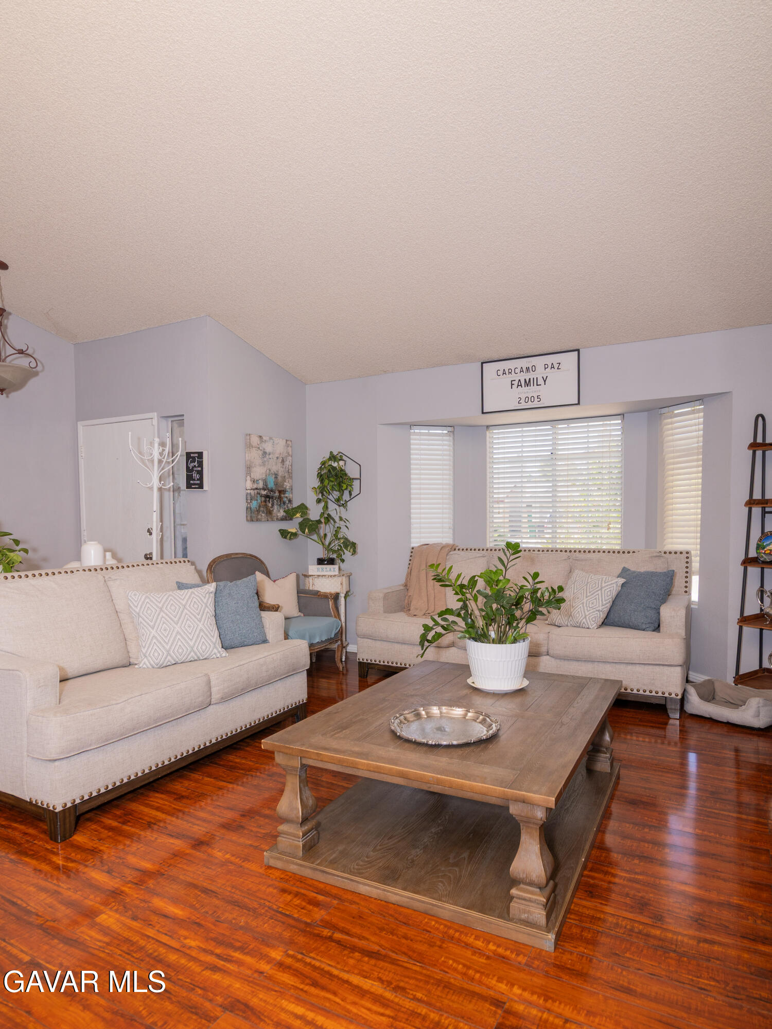 3545 Jupiter Avenue Property Photo 10