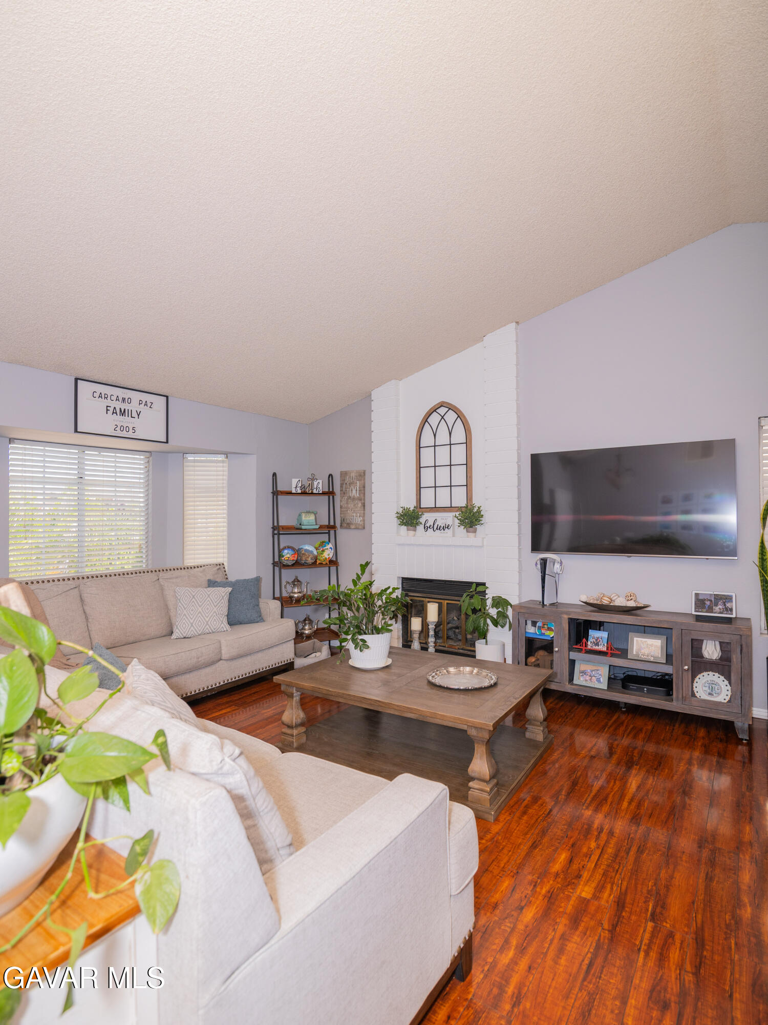 3545 Jupiter Avenue Property Photo 11