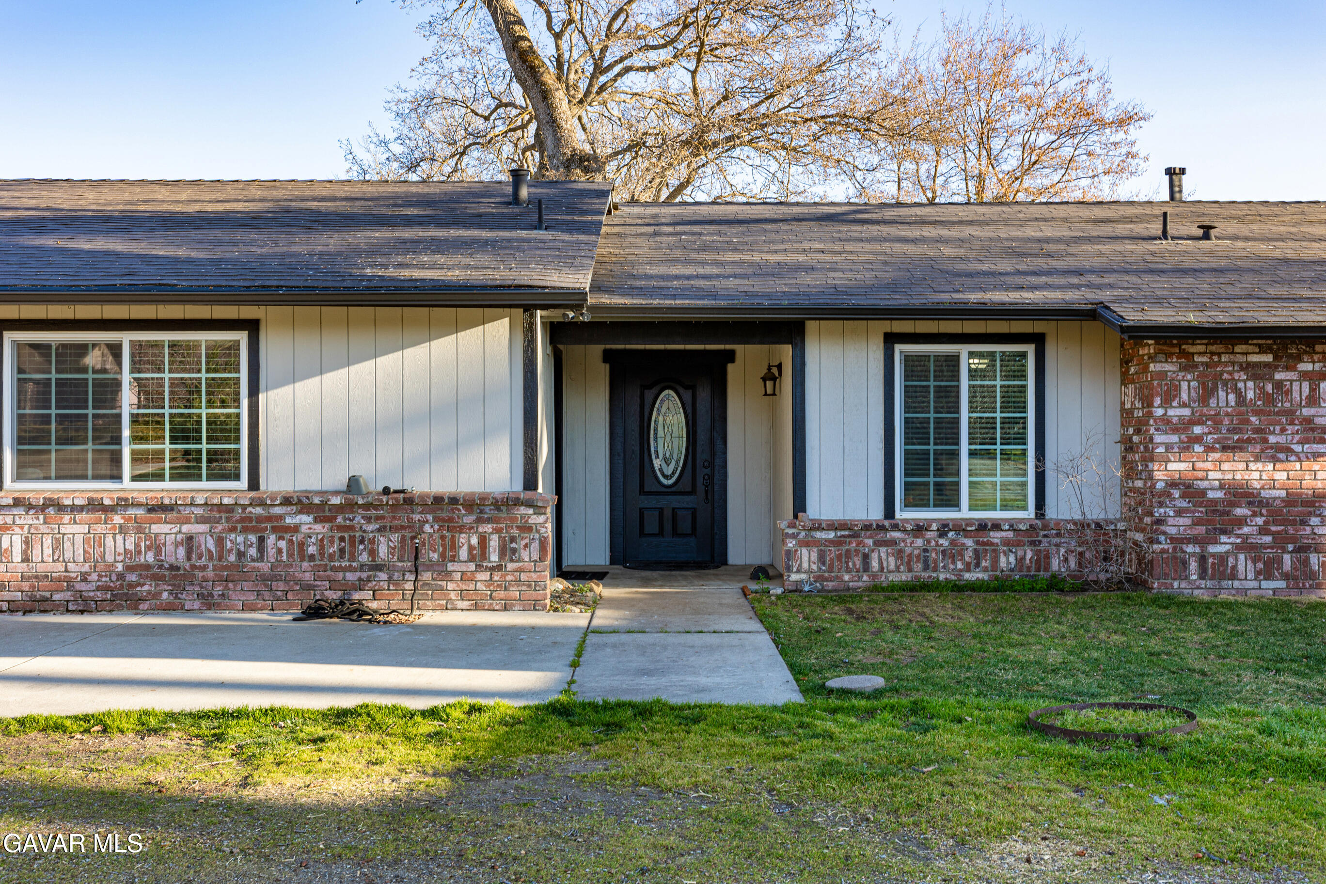 28050 Black Gold Way Property Photo 4