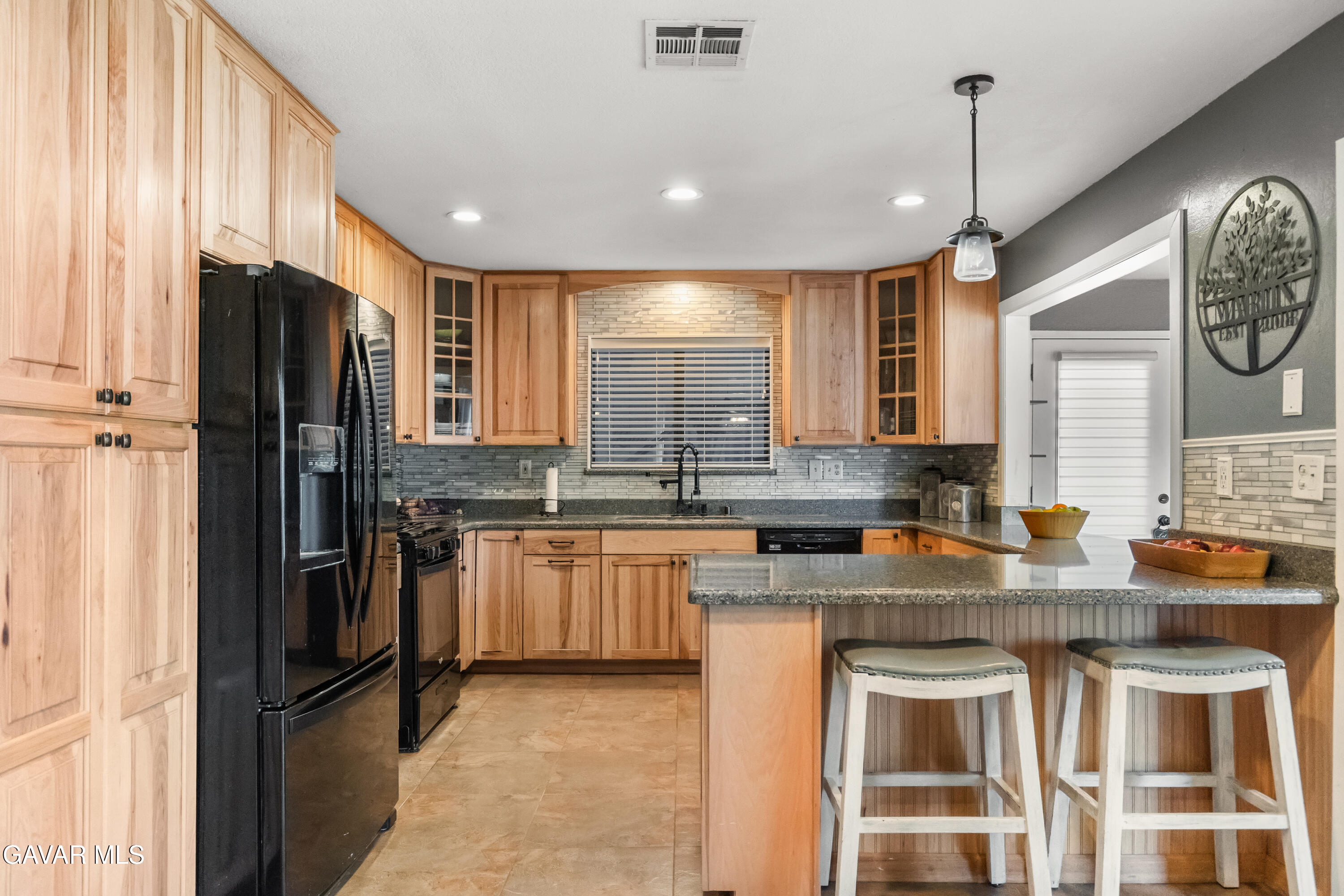 28050 Black Gold Way Property Photo 10