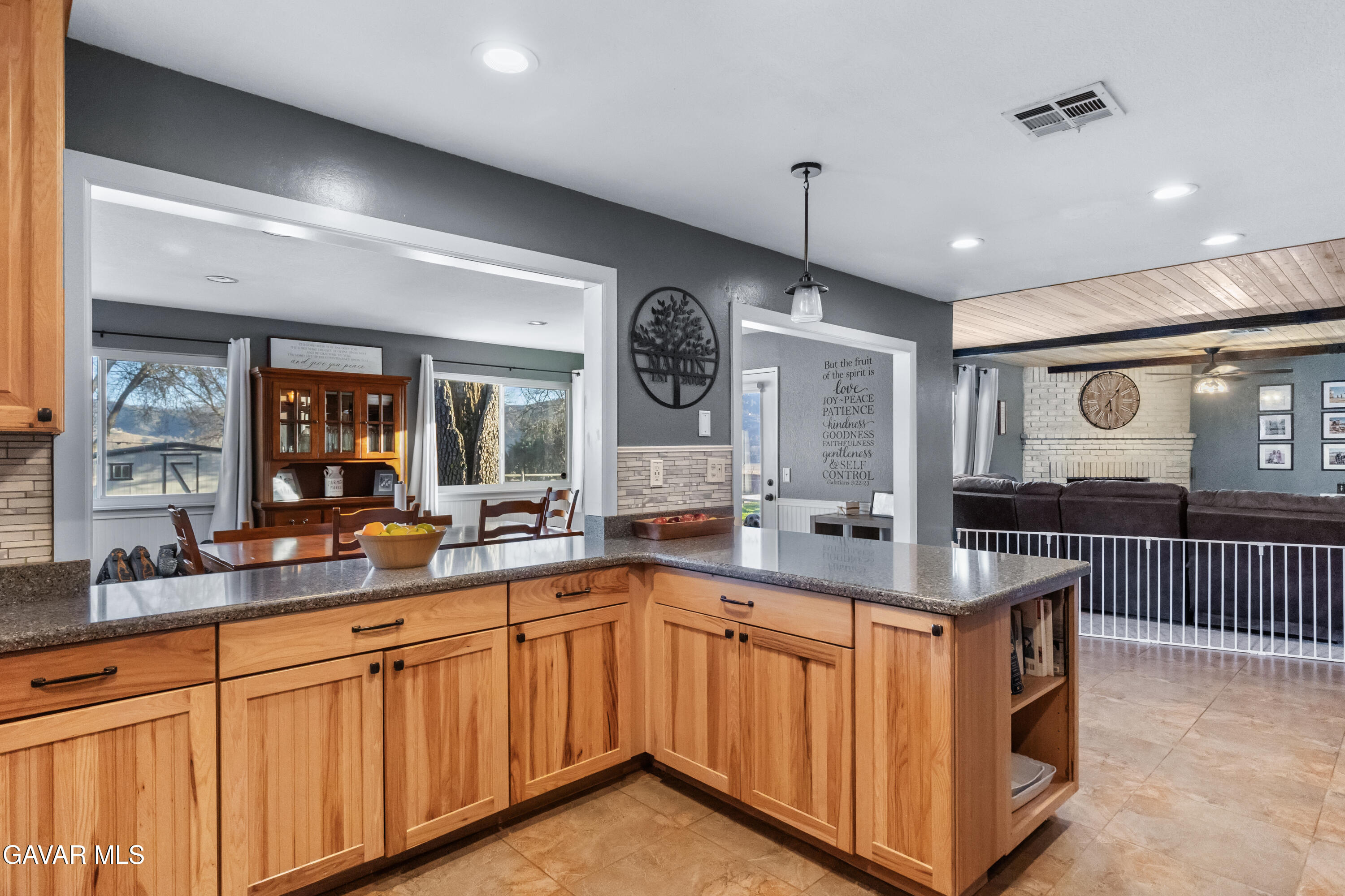 28050 Black Gold Way Property Photo 11