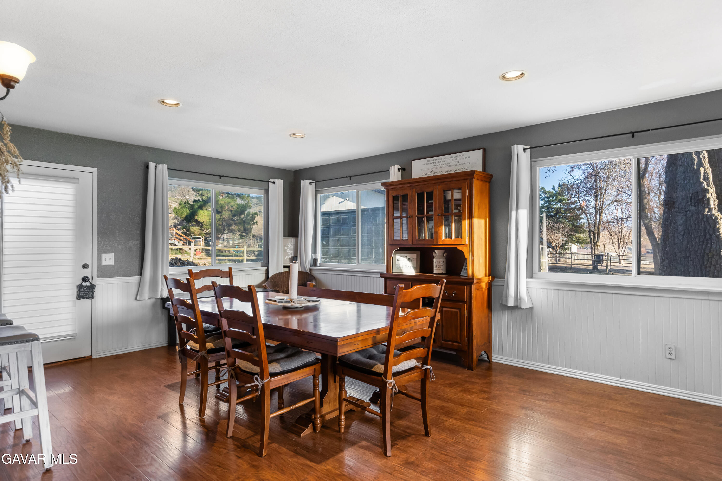 28050 Black Gold Way Property Photo 13