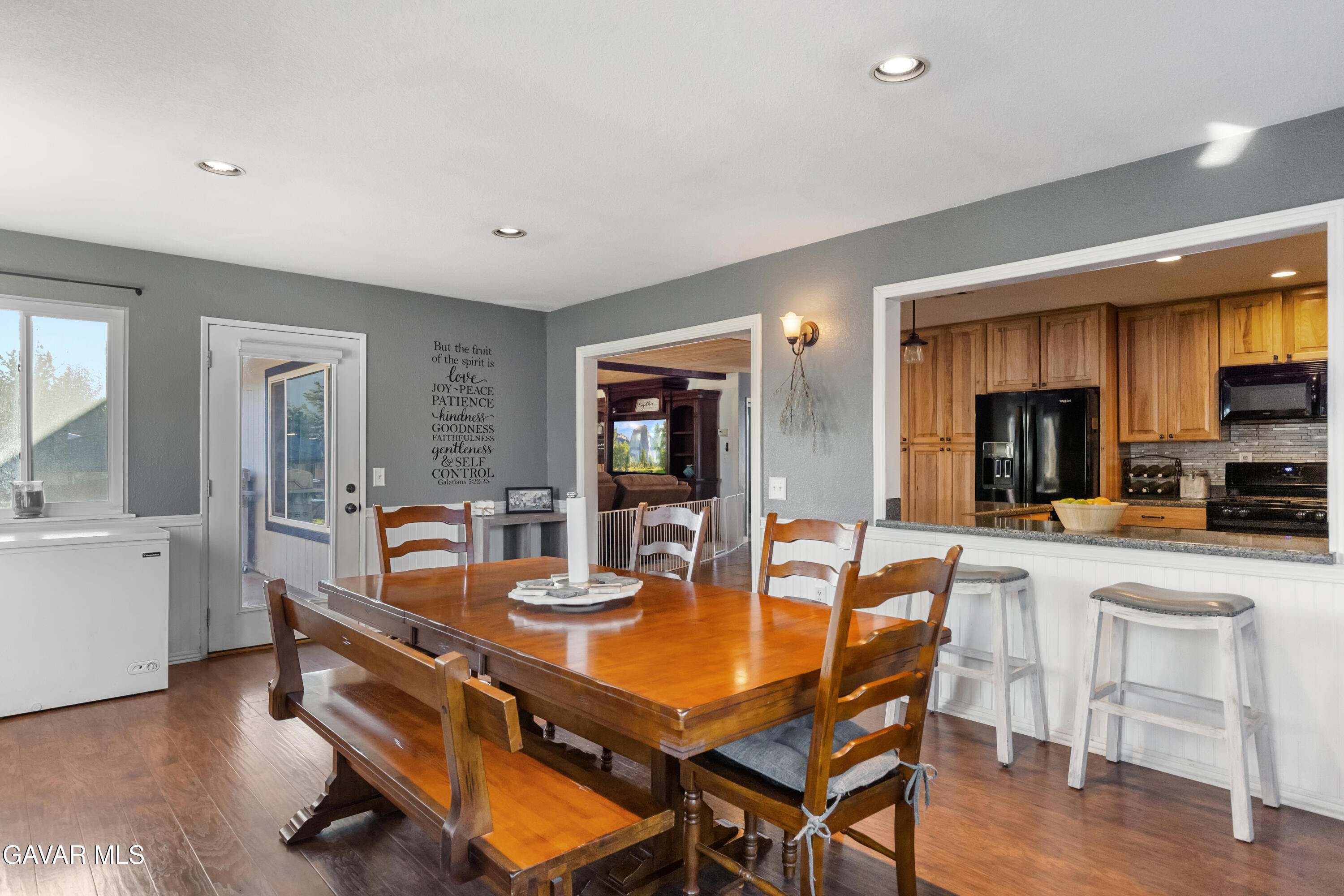 28050 Black Gold Way Property Photo 14