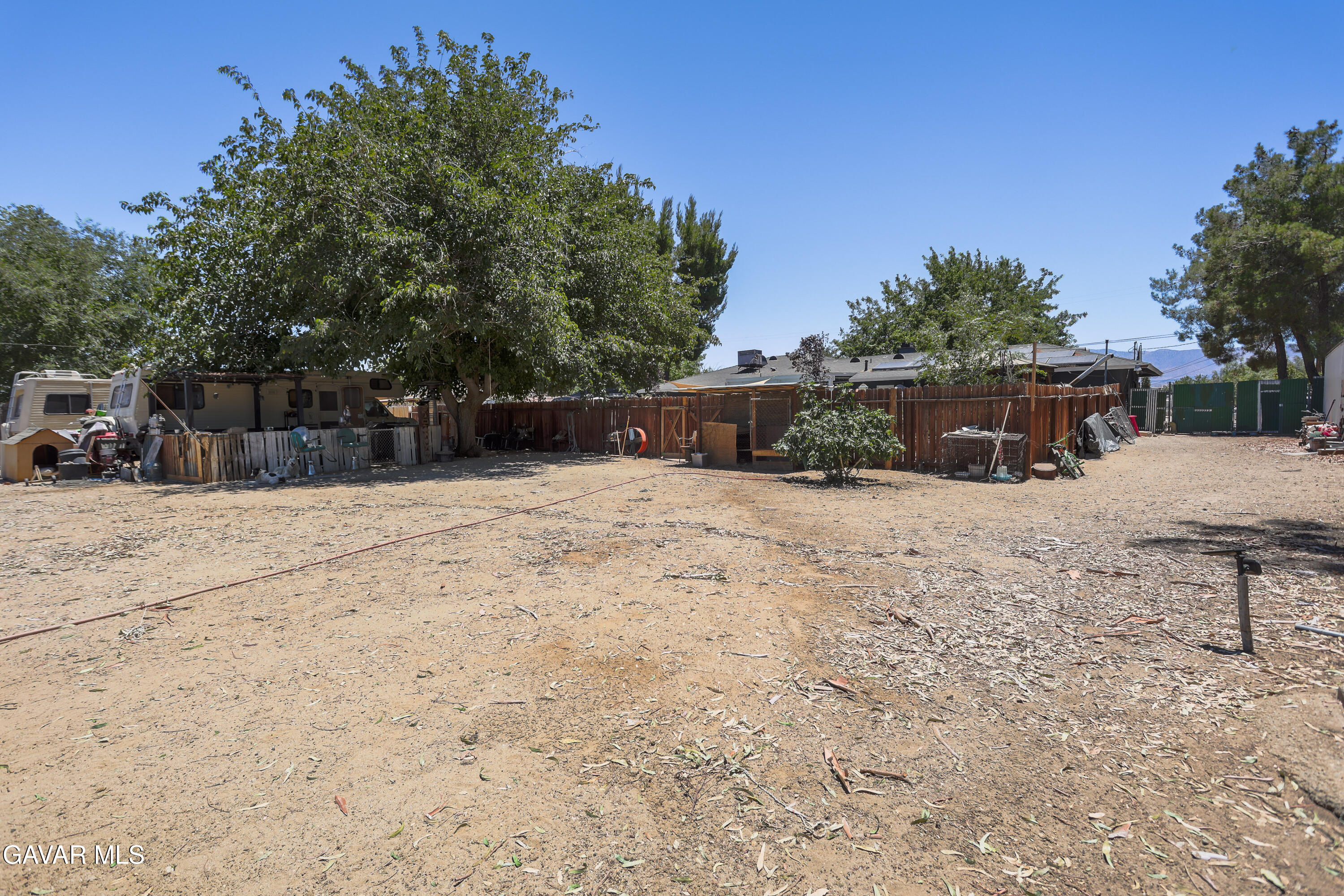 10755 E Ave R 10 Property Photo 23