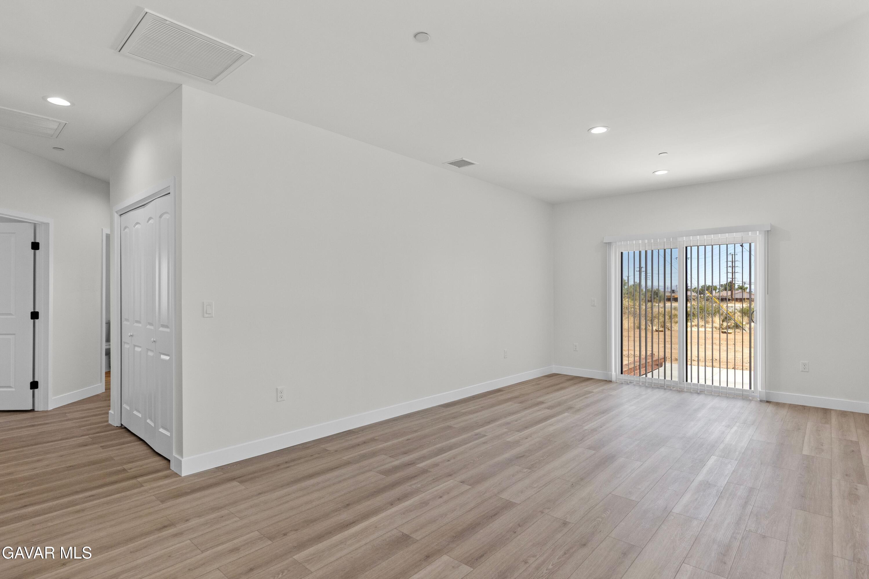 8935 Aspen Avenue Property Photo 4
