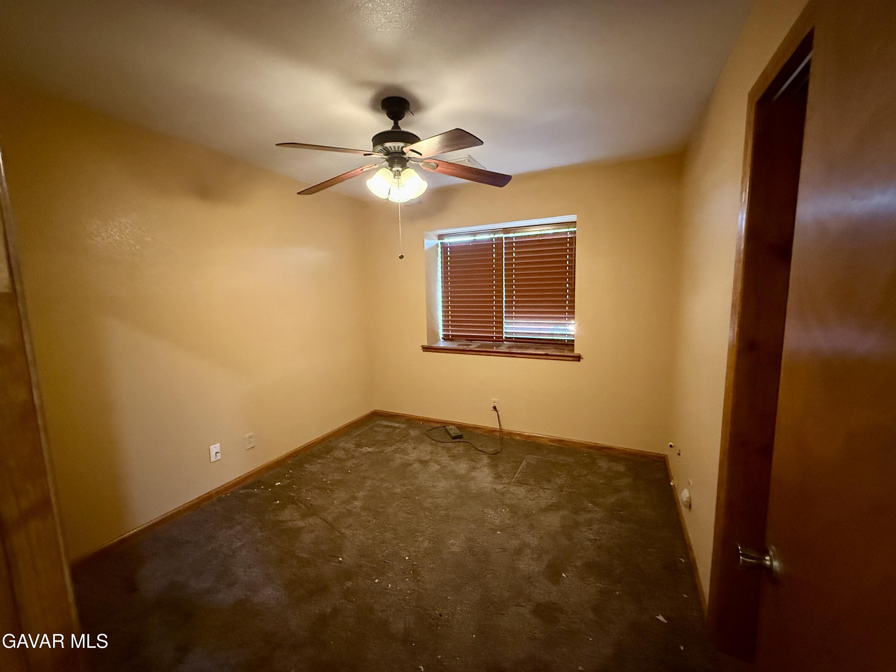 1719 Hitchcock Place Property Photo 9