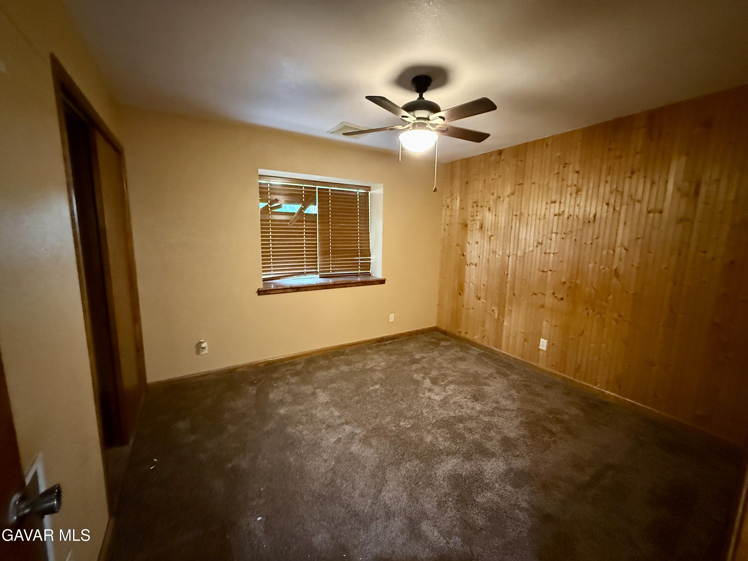 1719 Hitchcock Place Property Photo 10