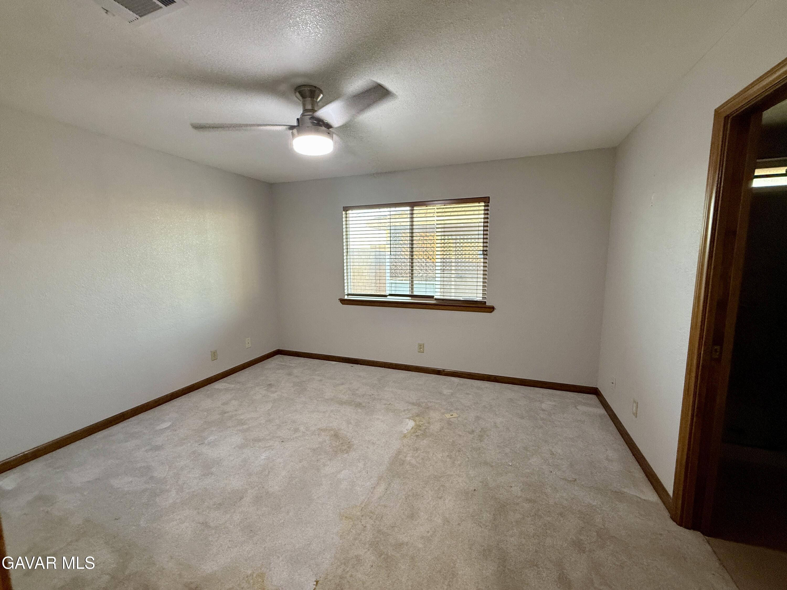 1719 Hitchcock Place Property Photo 11