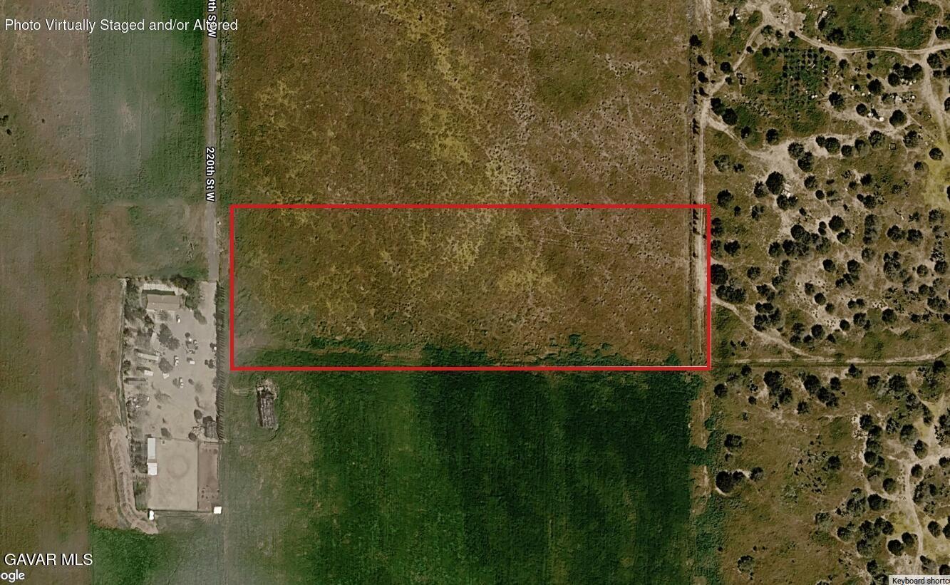219th Street West & Avenue D 8 Property Photo 1
