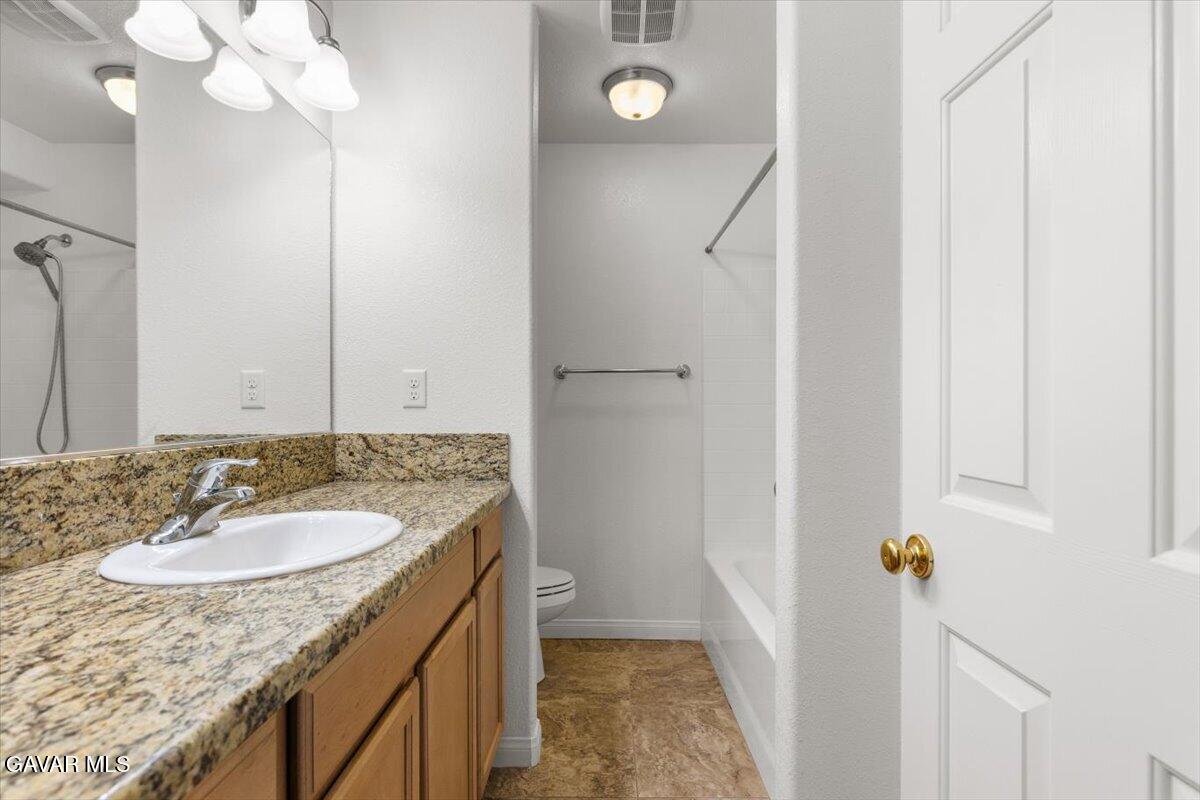 25340 Deertrail Drive Property Photo 19