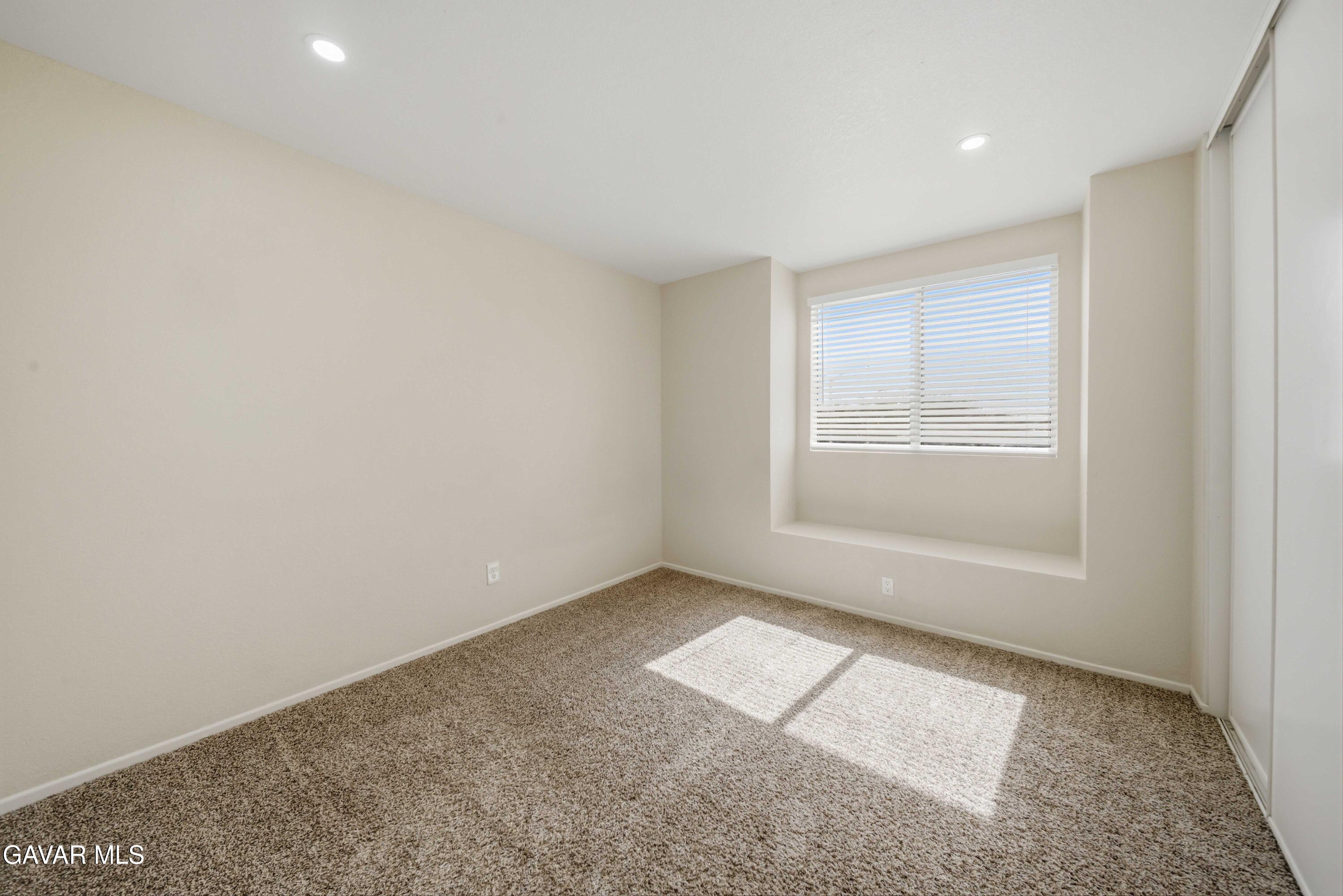 43753 Rialto Drive Property Photo 18