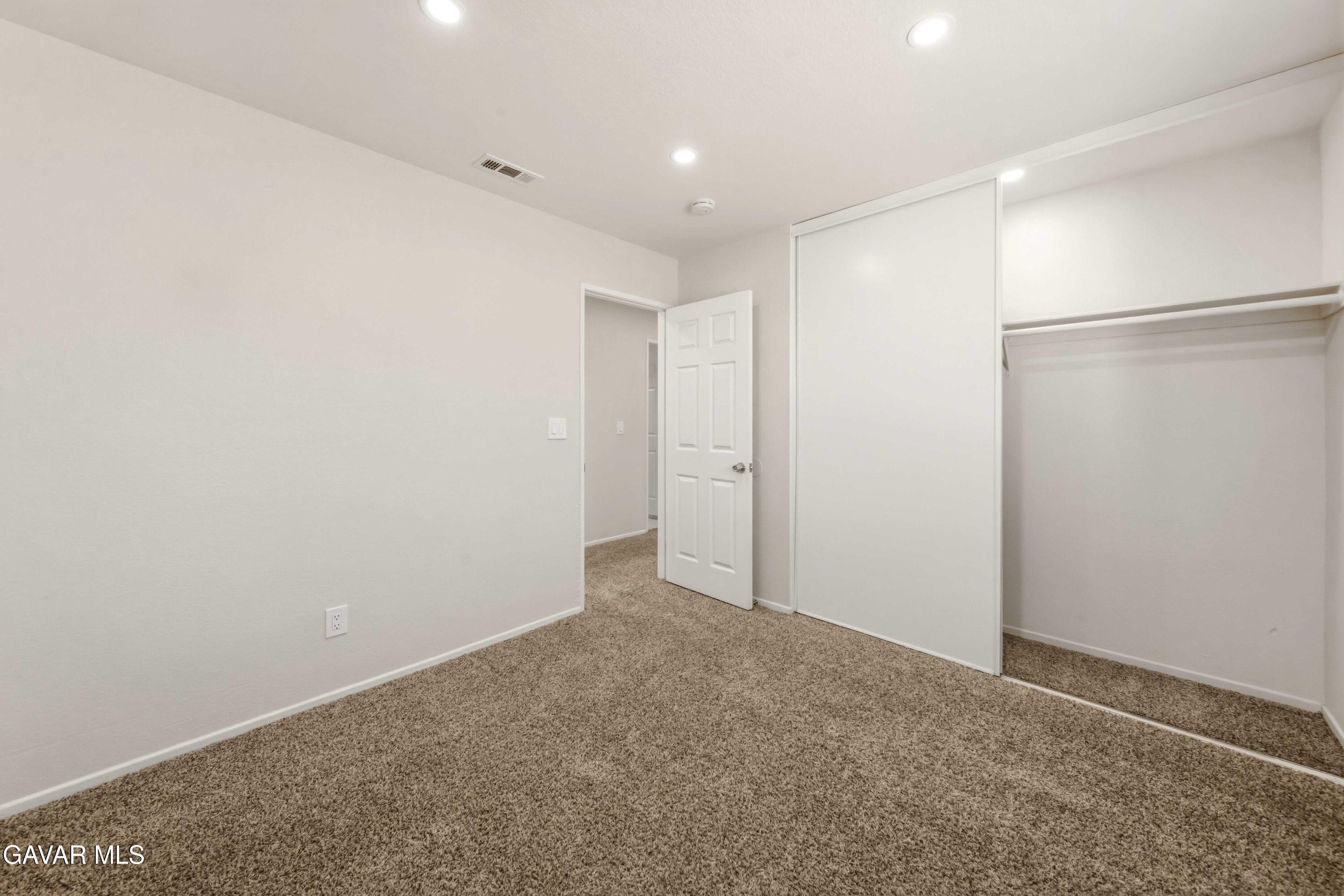 43753 Rialto Drive Property Photo 19
