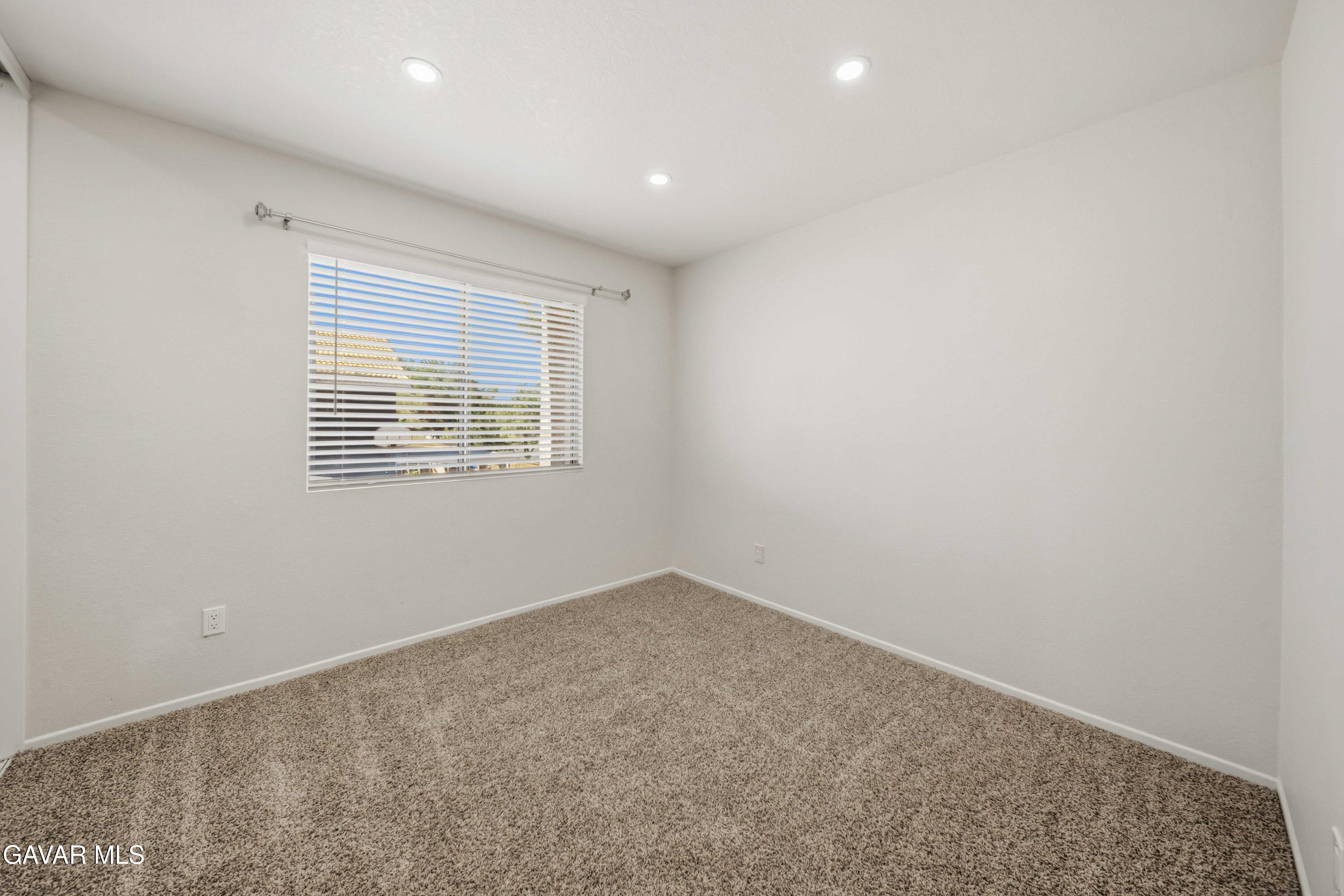 43753 Rialto Drive Property Photo 23